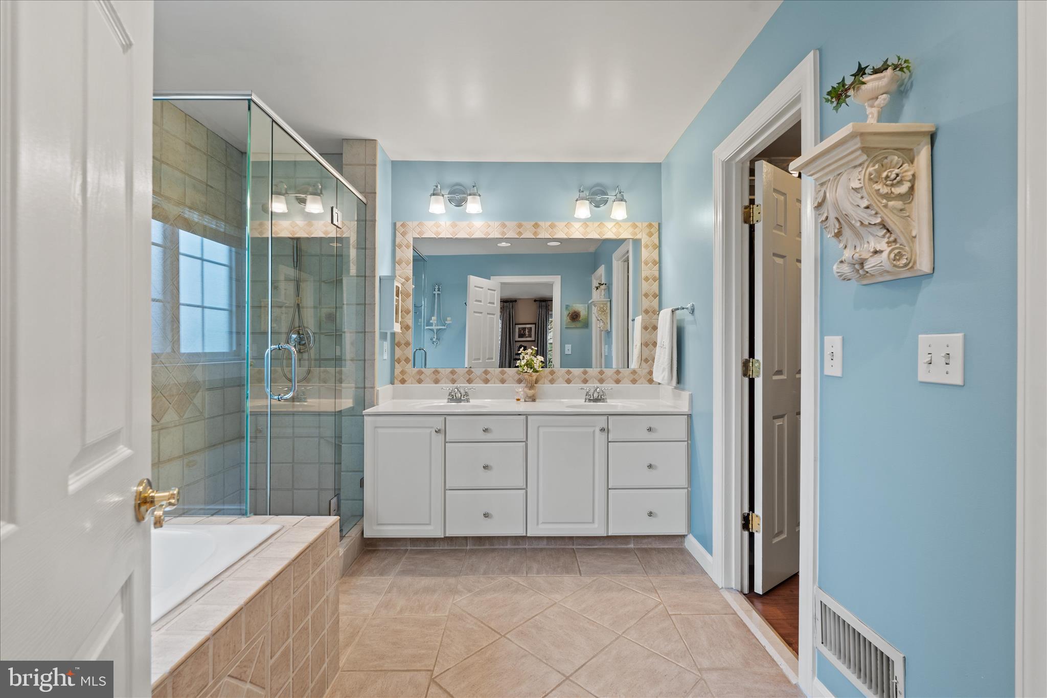 POTOMAC LAKES - Residential