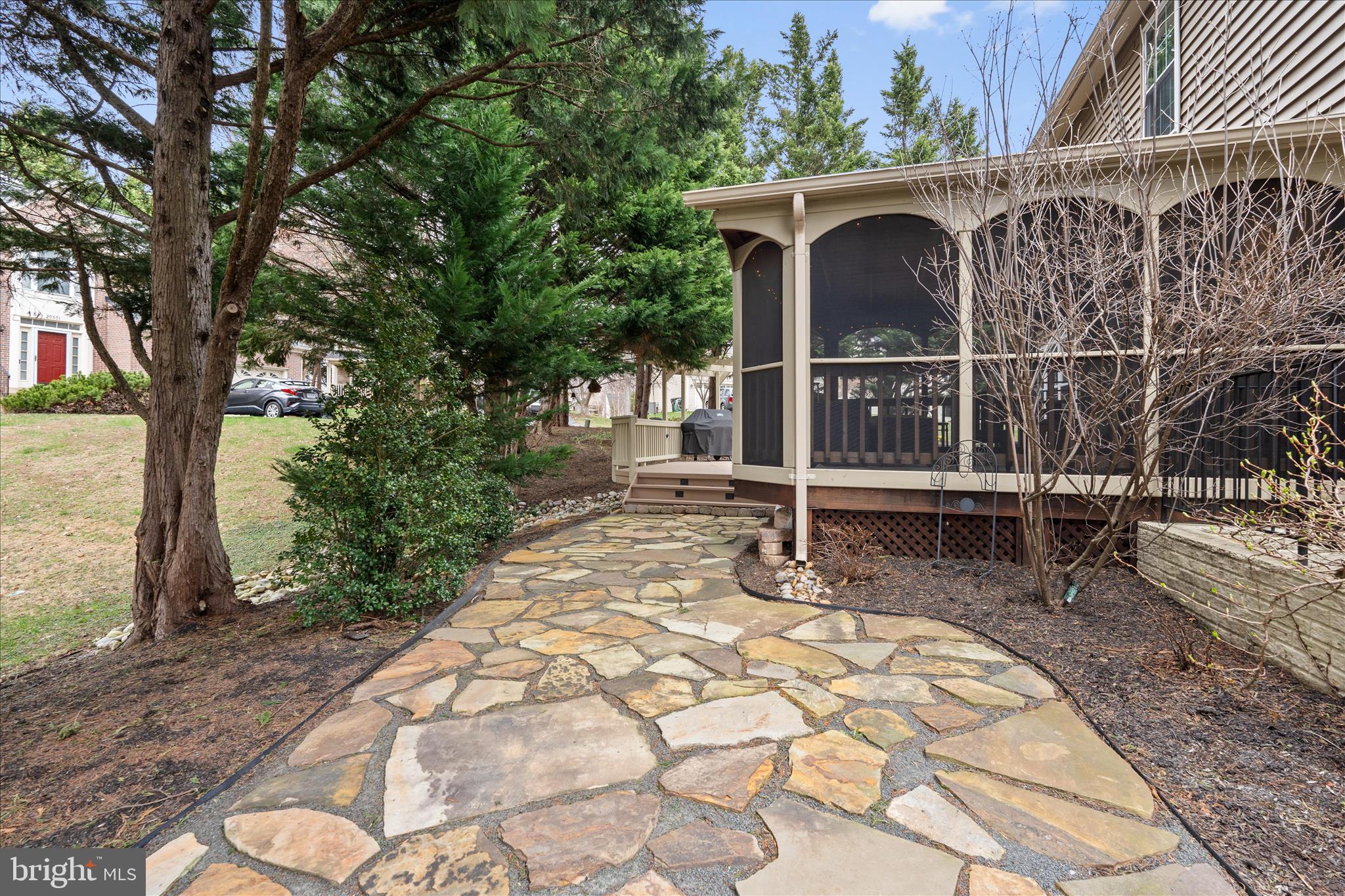 POTOMAC LAKES - Residential