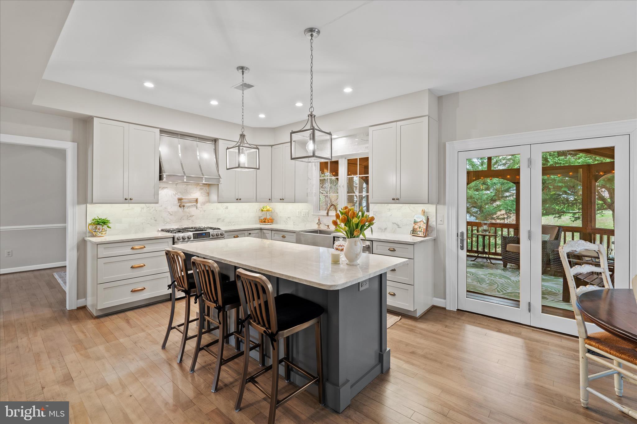 POTOMAC LAKES - Residential