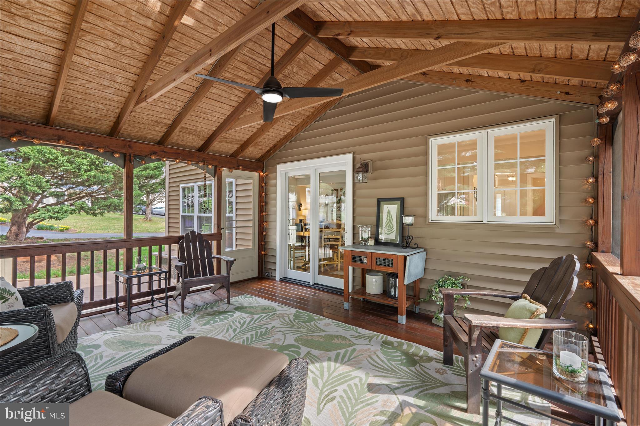 POTOMAC LAKES - Residential