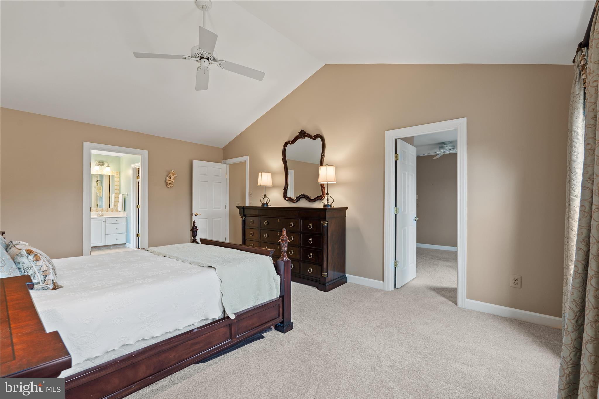 POTOMAC LAKES - Residential