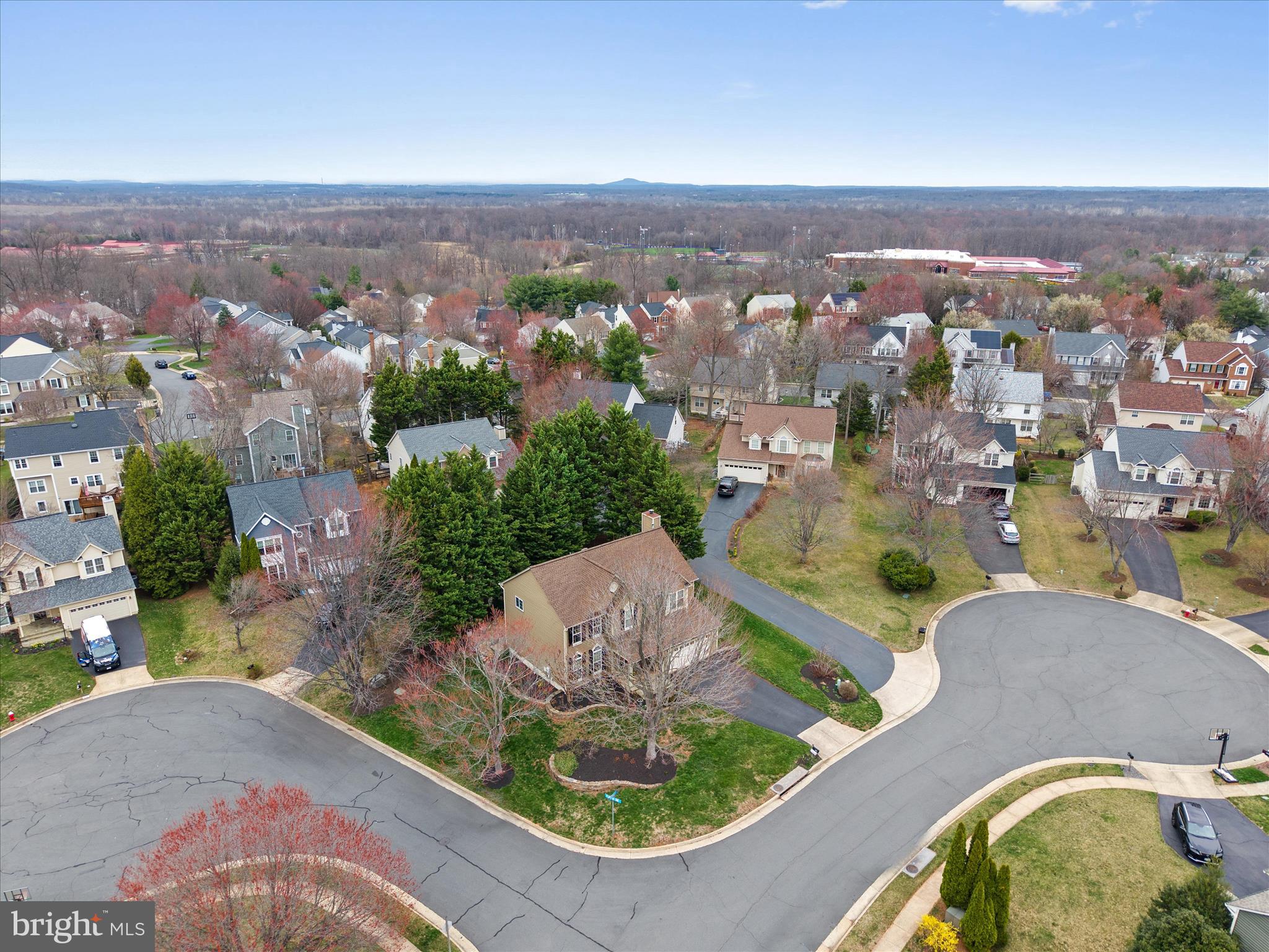 POTOMAC LAKES - Residential