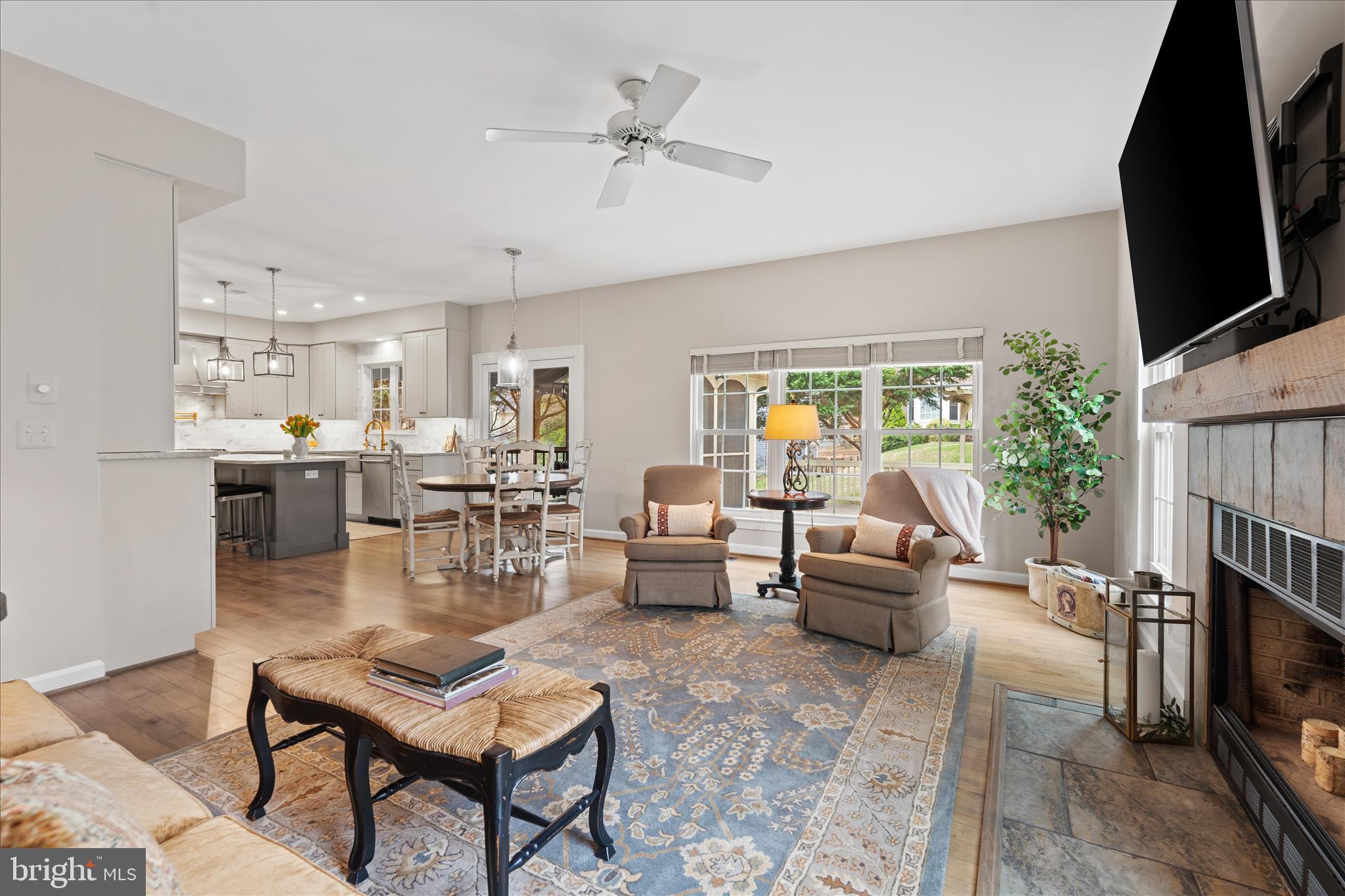 POTOMAC LAKES - Residential