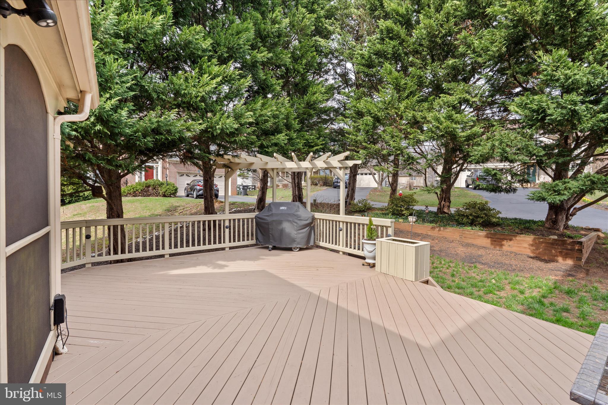 POTOMAC LAKES - Residential