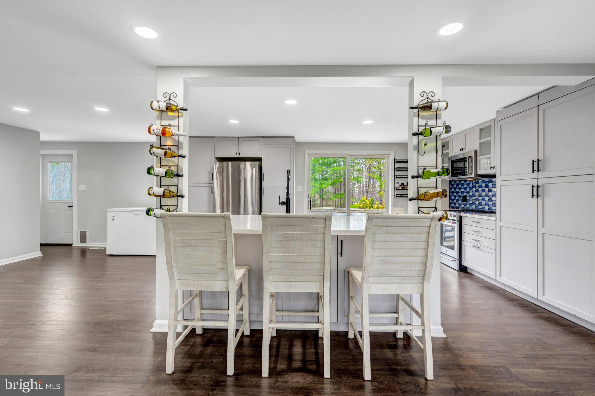 MORGAN'S BLUFF - Residential