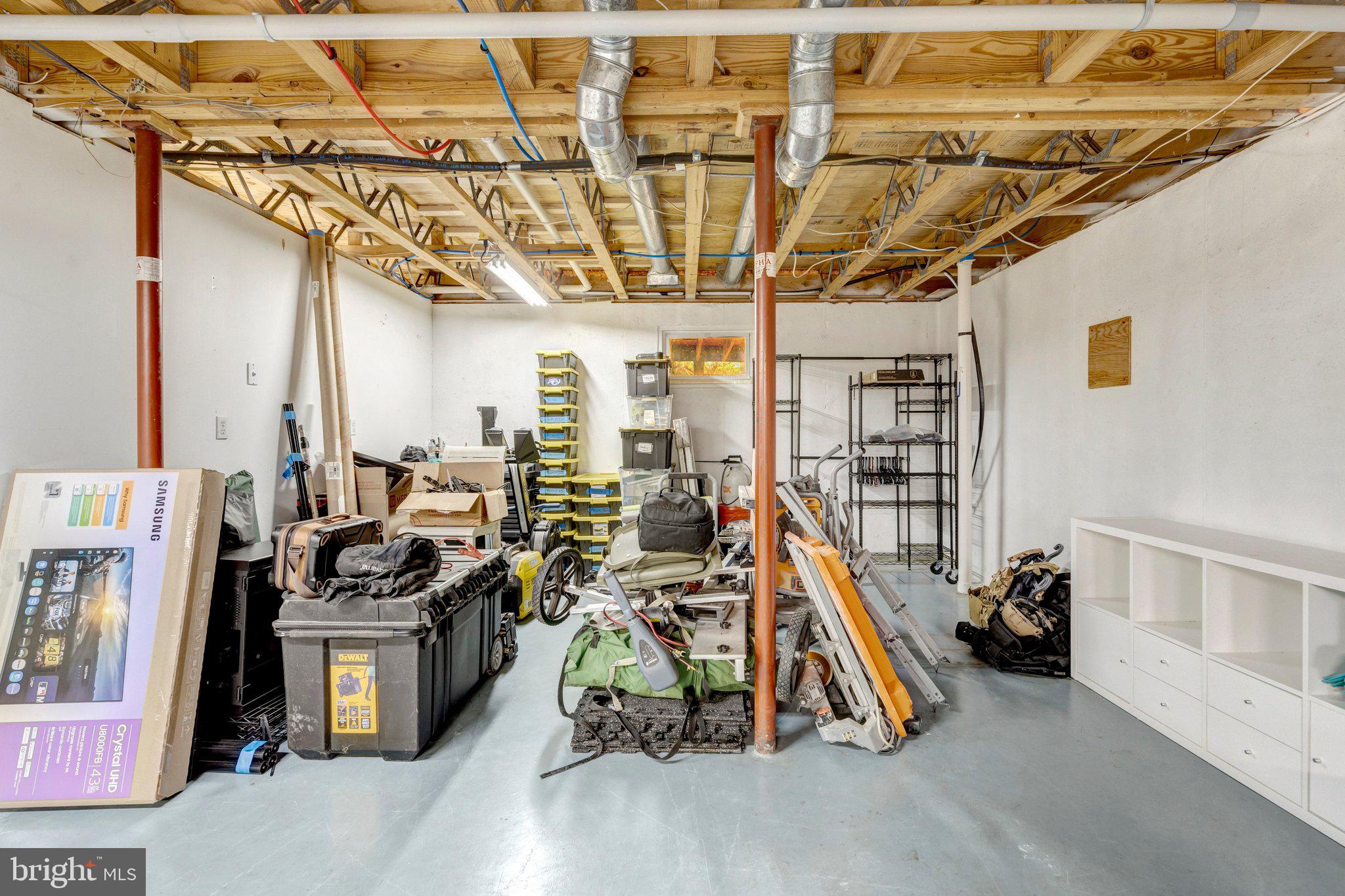 MORGAN'S BLUFF - Residential