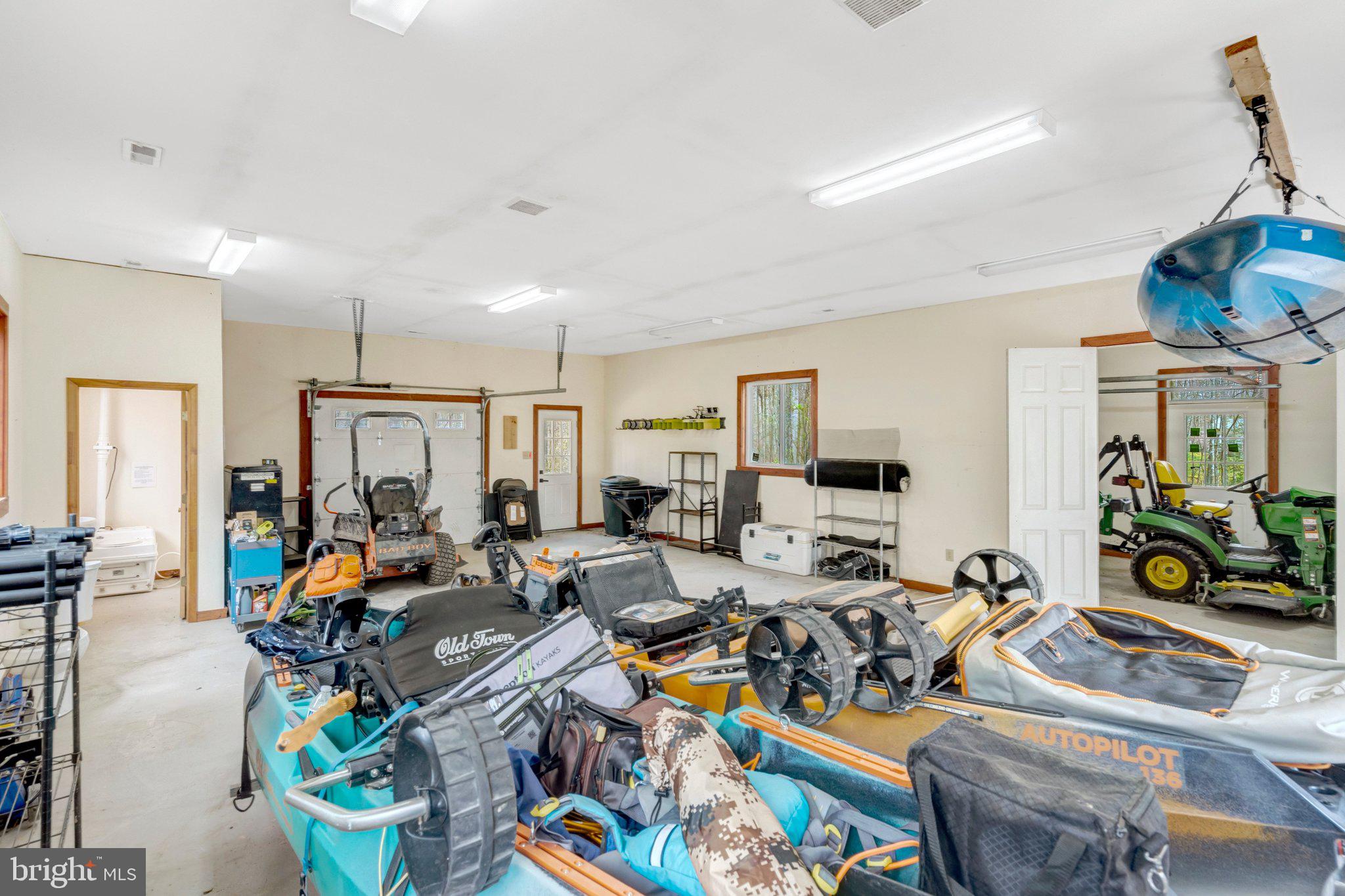 MORGAN'S BLUFF - Residential