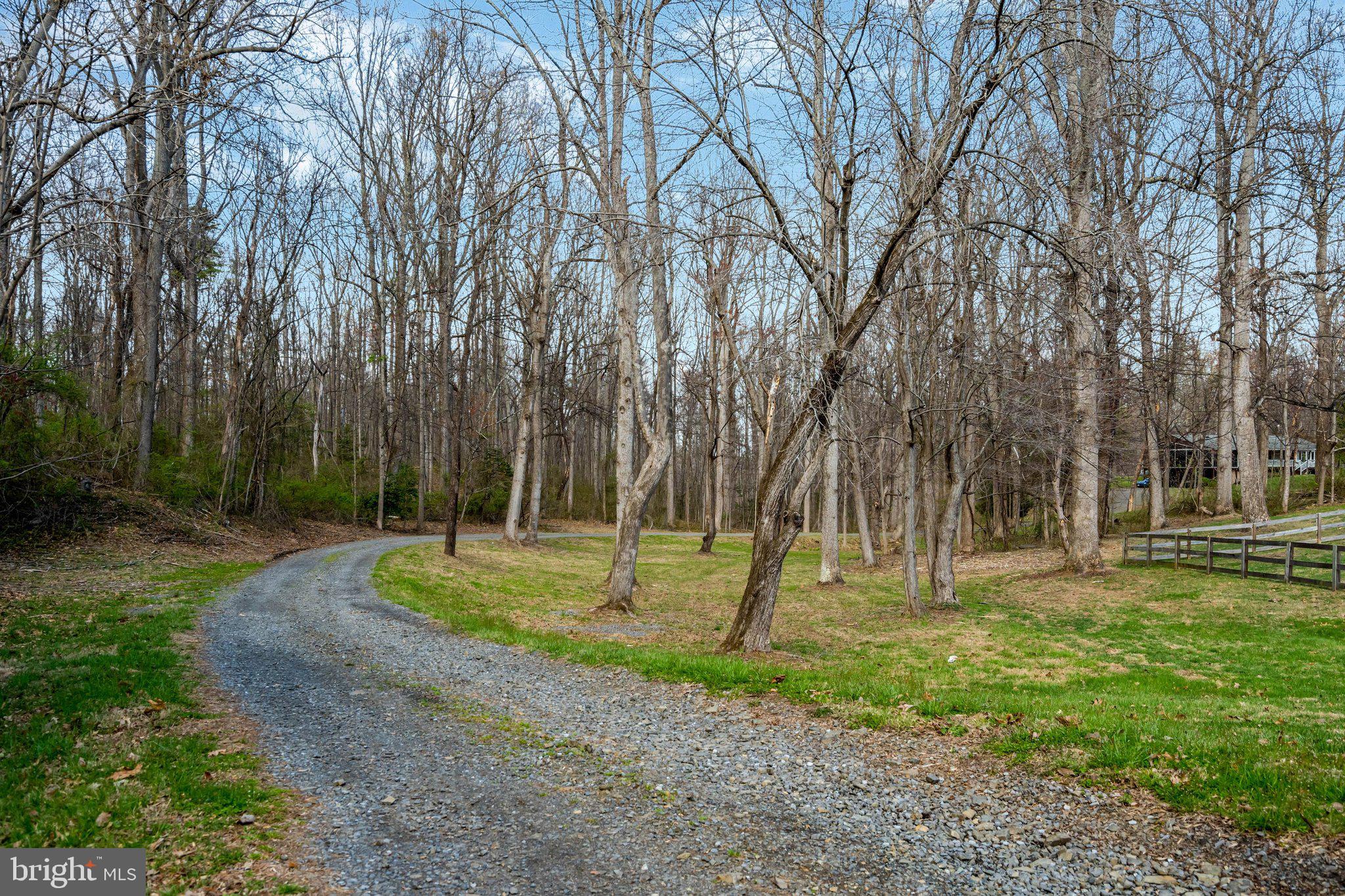 MORGAN'S BLUFF - Residential