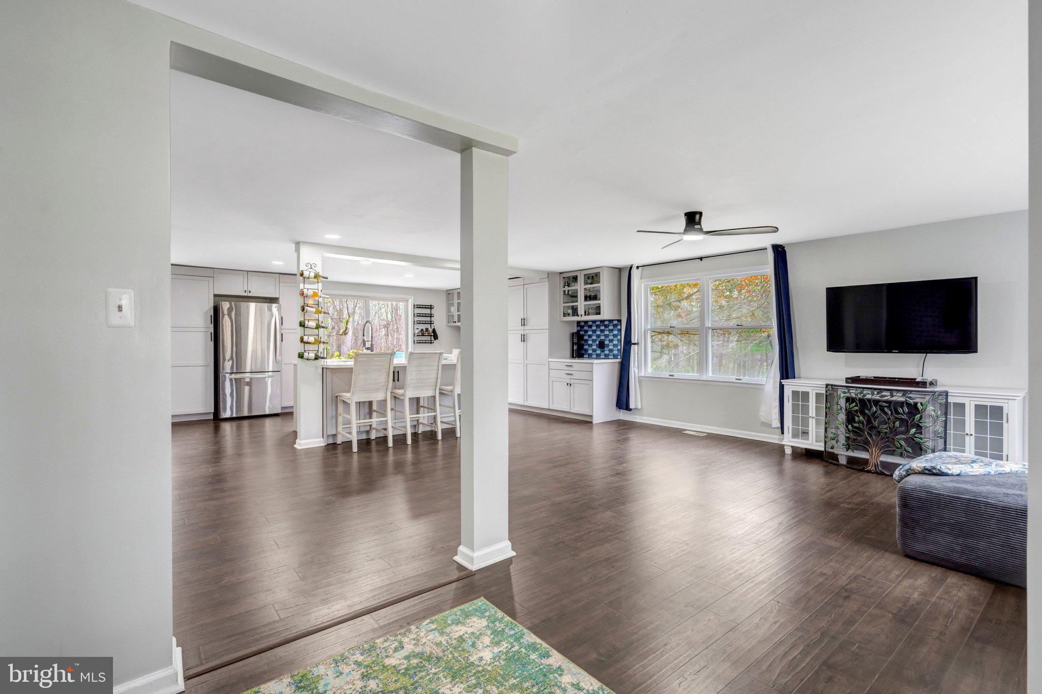 MORGAN'S BLUFF - Residential