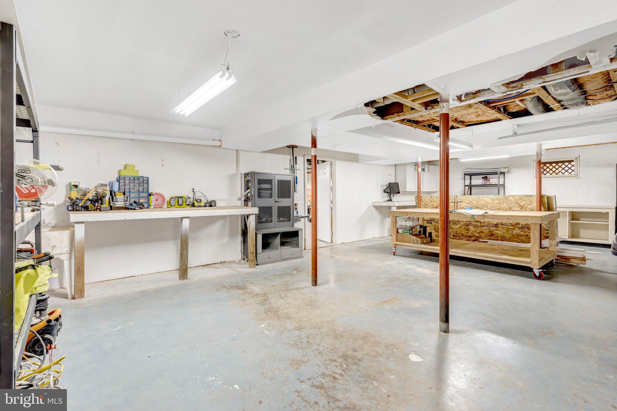 MORGAN'S BLUFF - Residential