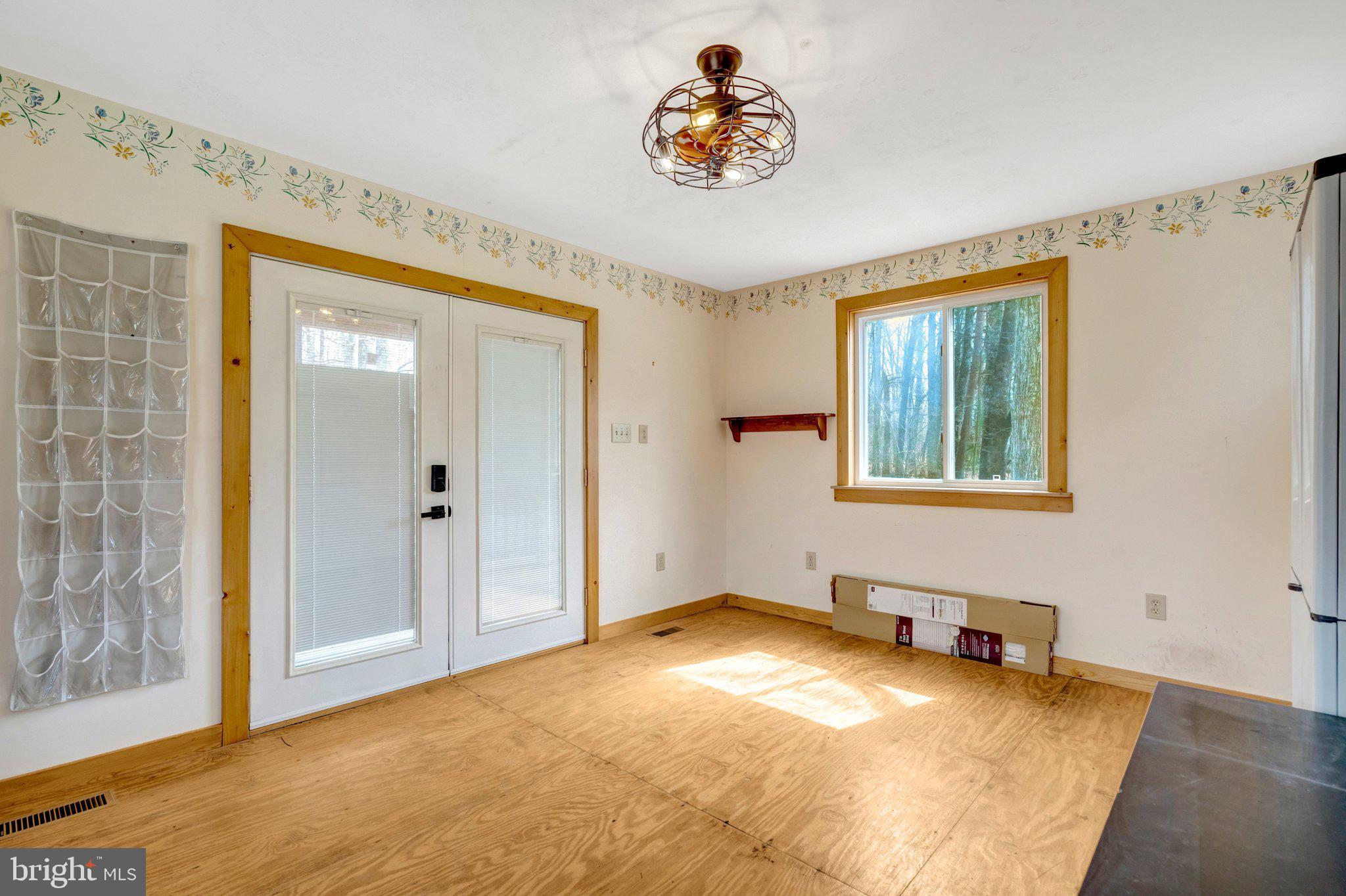 MORGAN'S BLUFF - Residential