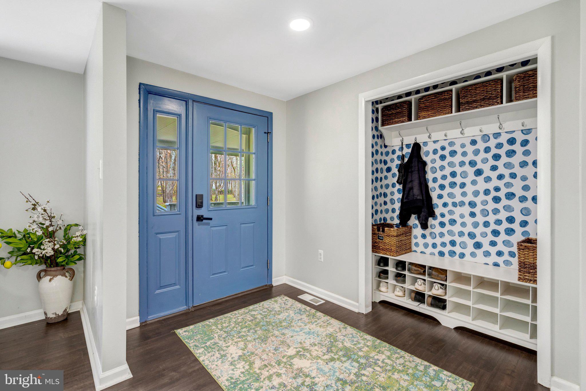 MORGAN'S BLUFF - Residential