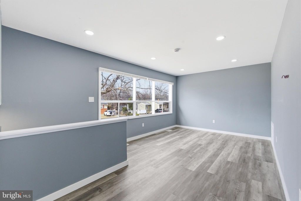 Photo of 14211 Randall Drive, WOODBRIDGE, VA 22191 (MLS # VAPW2114378)