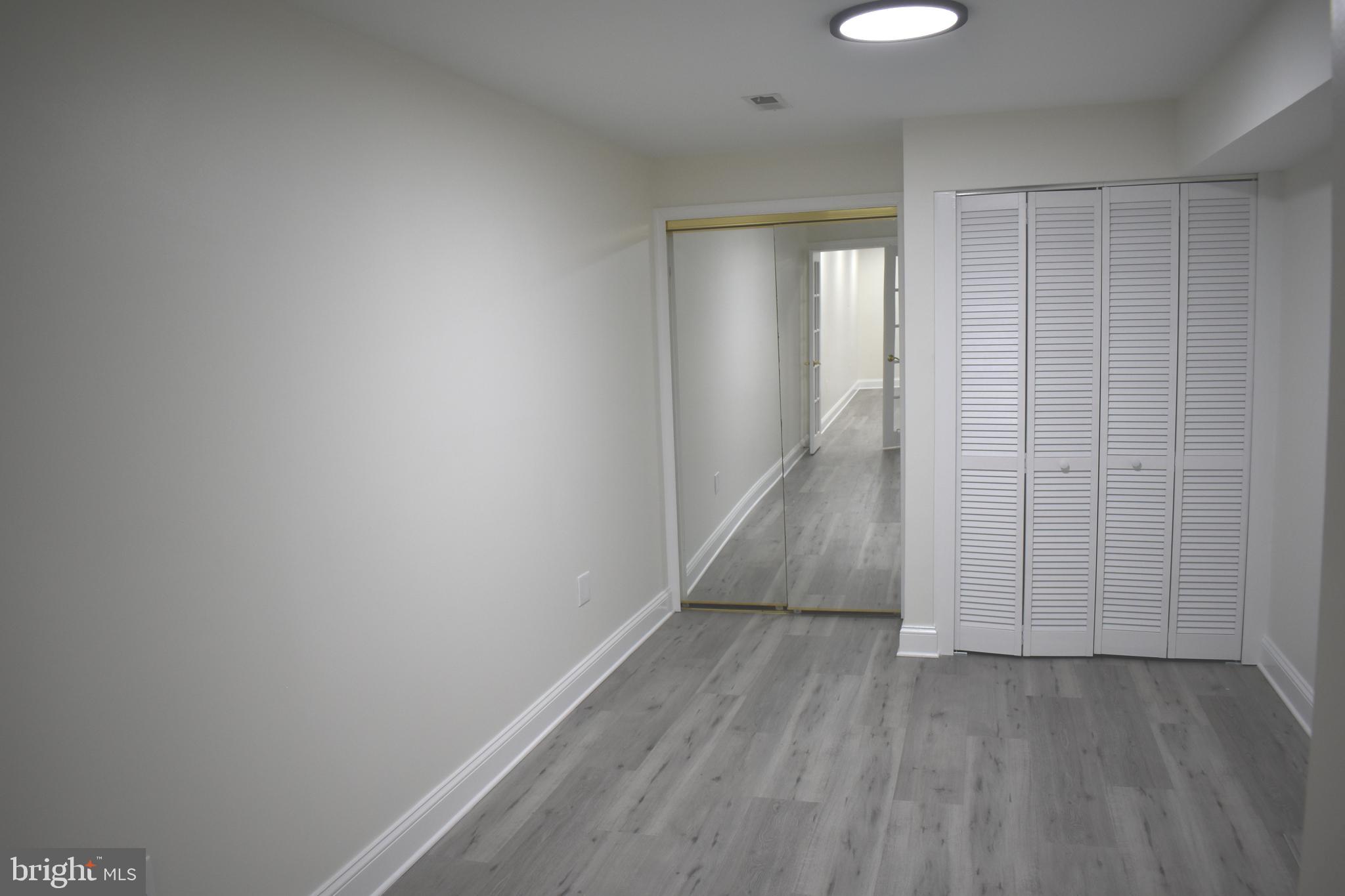 PRESIDENTIAL LAKES - Residential