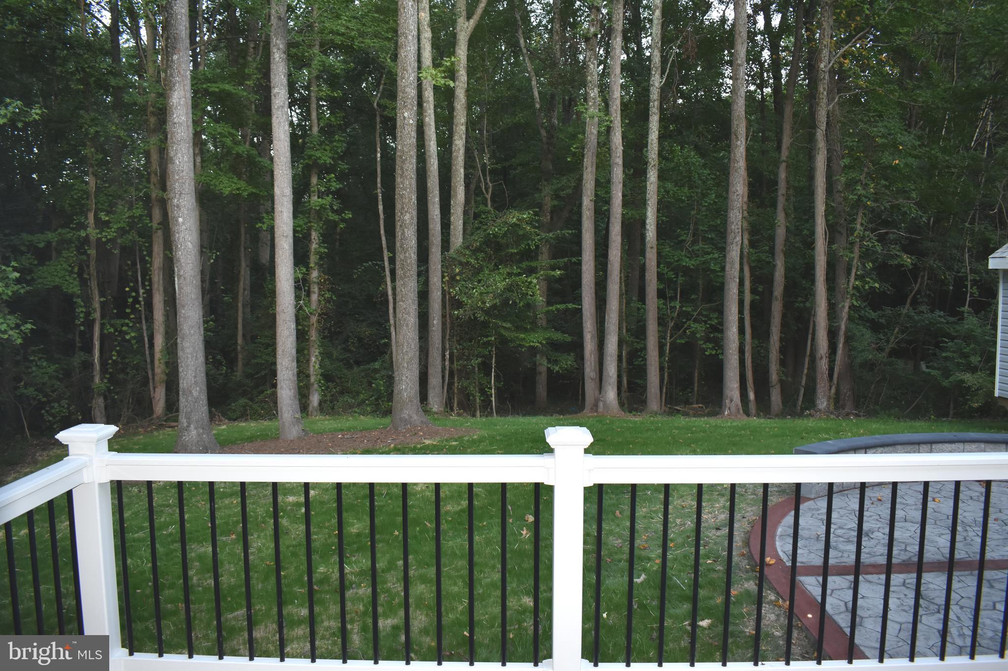 PRESIDENTIAL LAKES - Residential