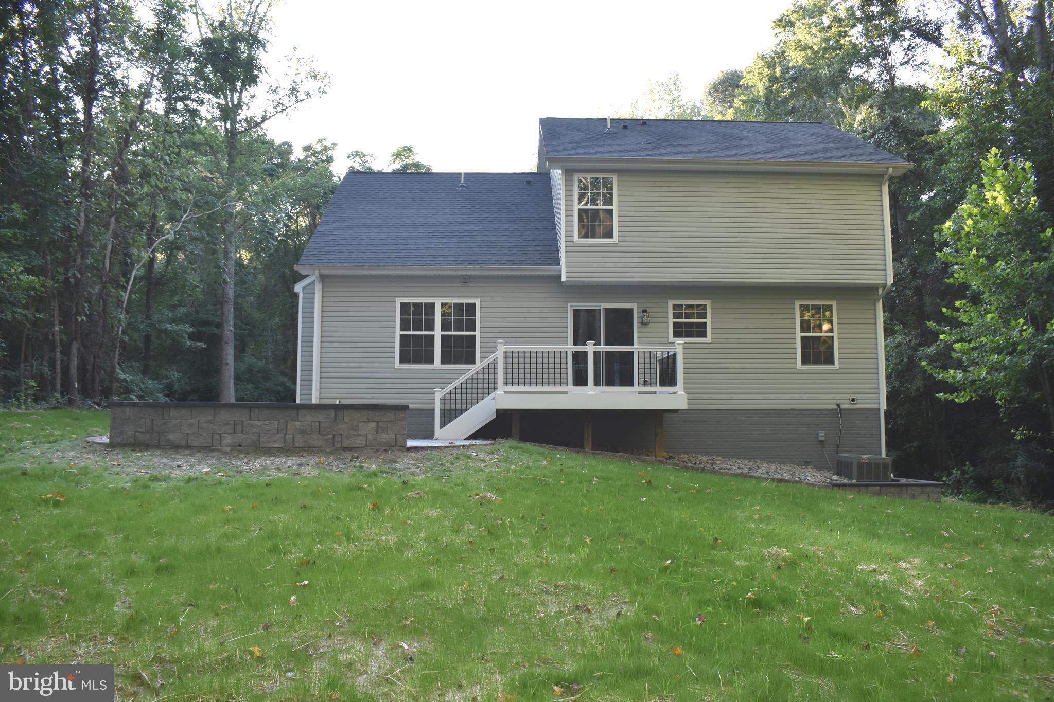 PRESIDENTIAL LAKES - Residential