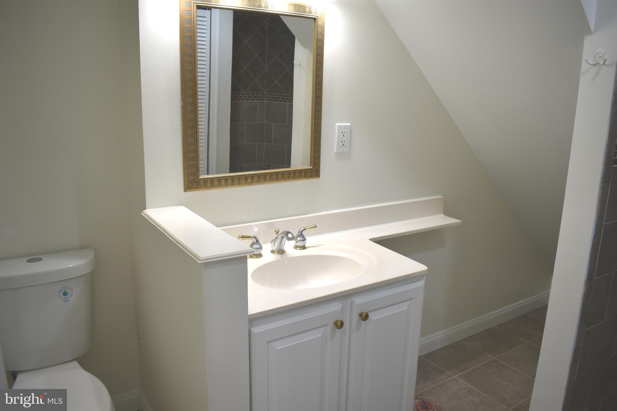 PRESIDENTIAL LAKES - Residential