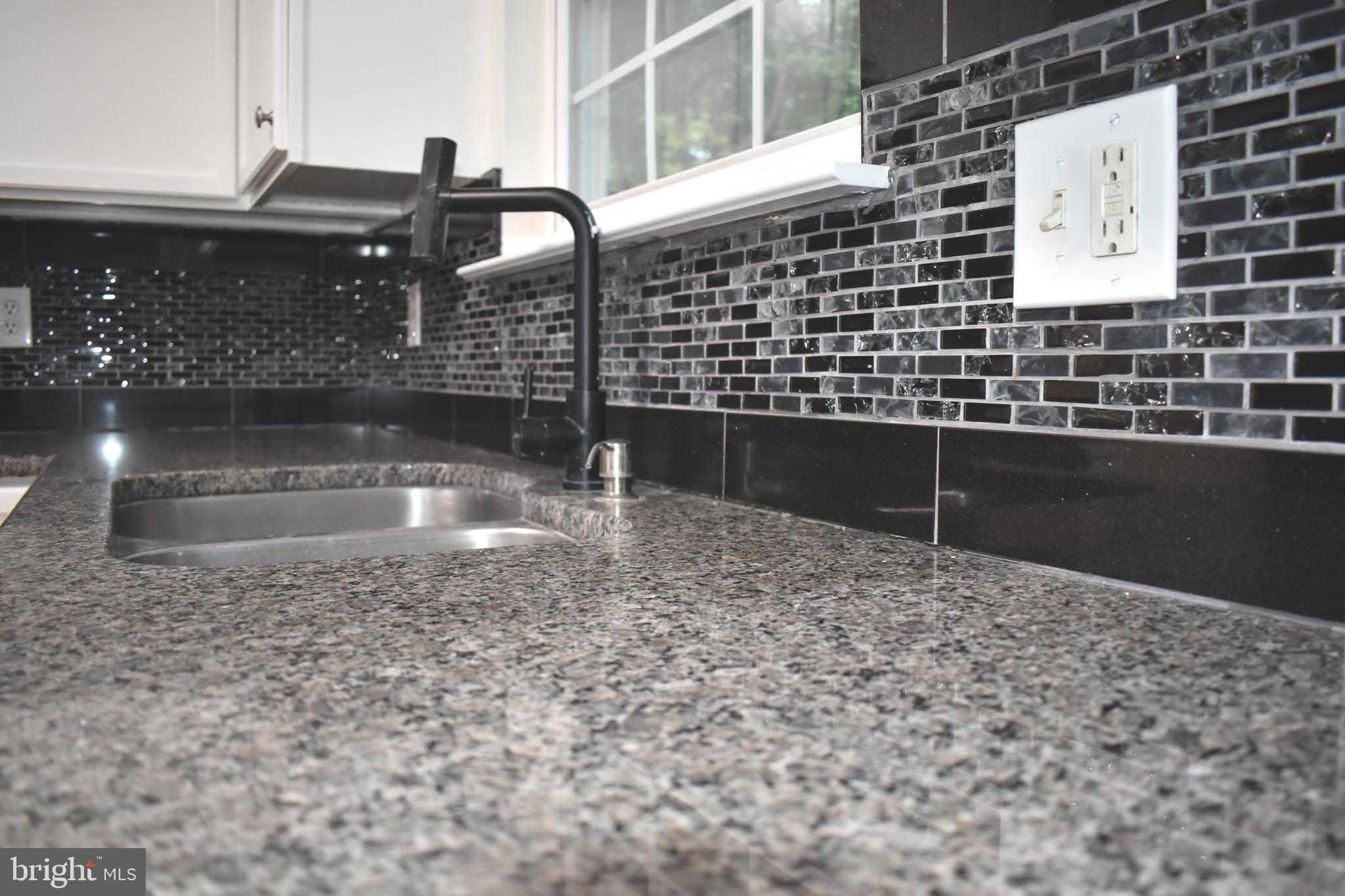 PRESIDENTIAL LAKES - Residential