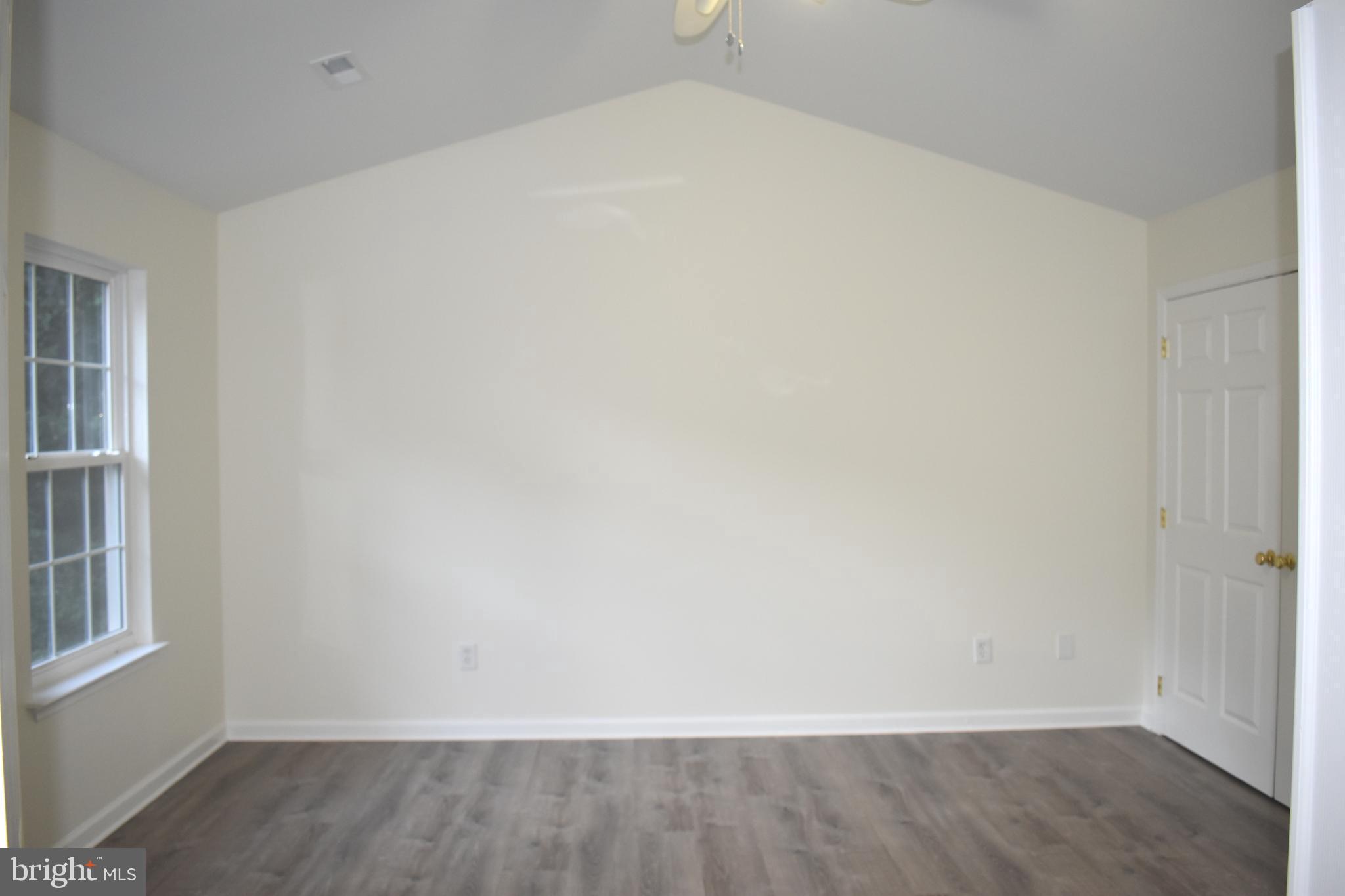 PRESIDENTIAL LAKES - Residential