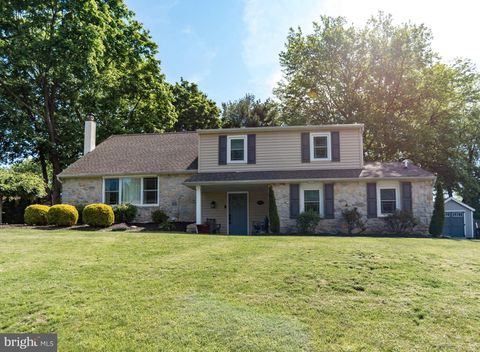 303 N ELM AVENUE NEWTOWN PA 18940