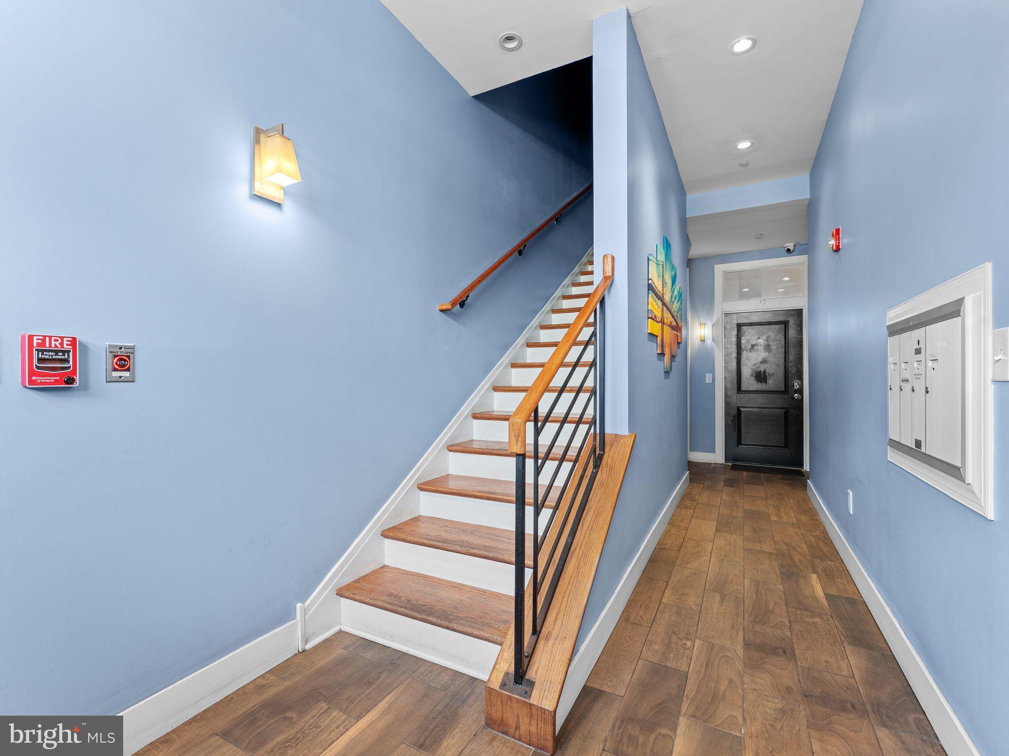 SOCIETY HILL - Residential