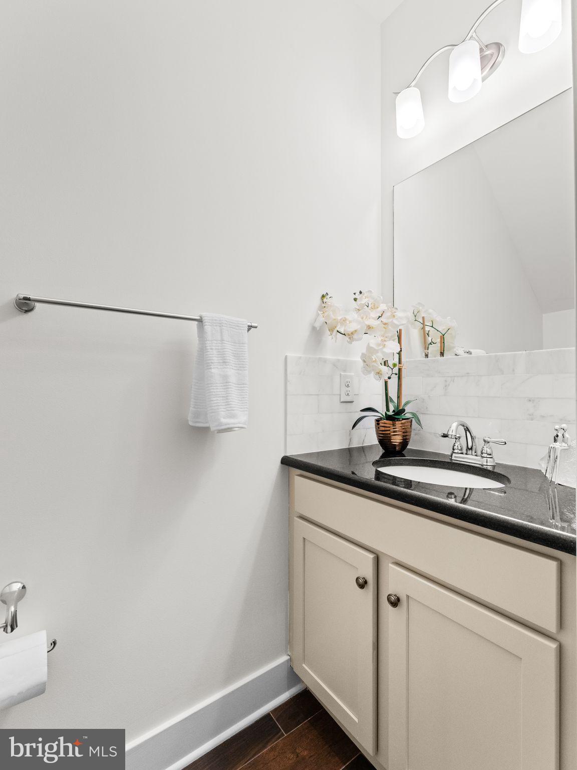 SOCIETY HILL - Residential