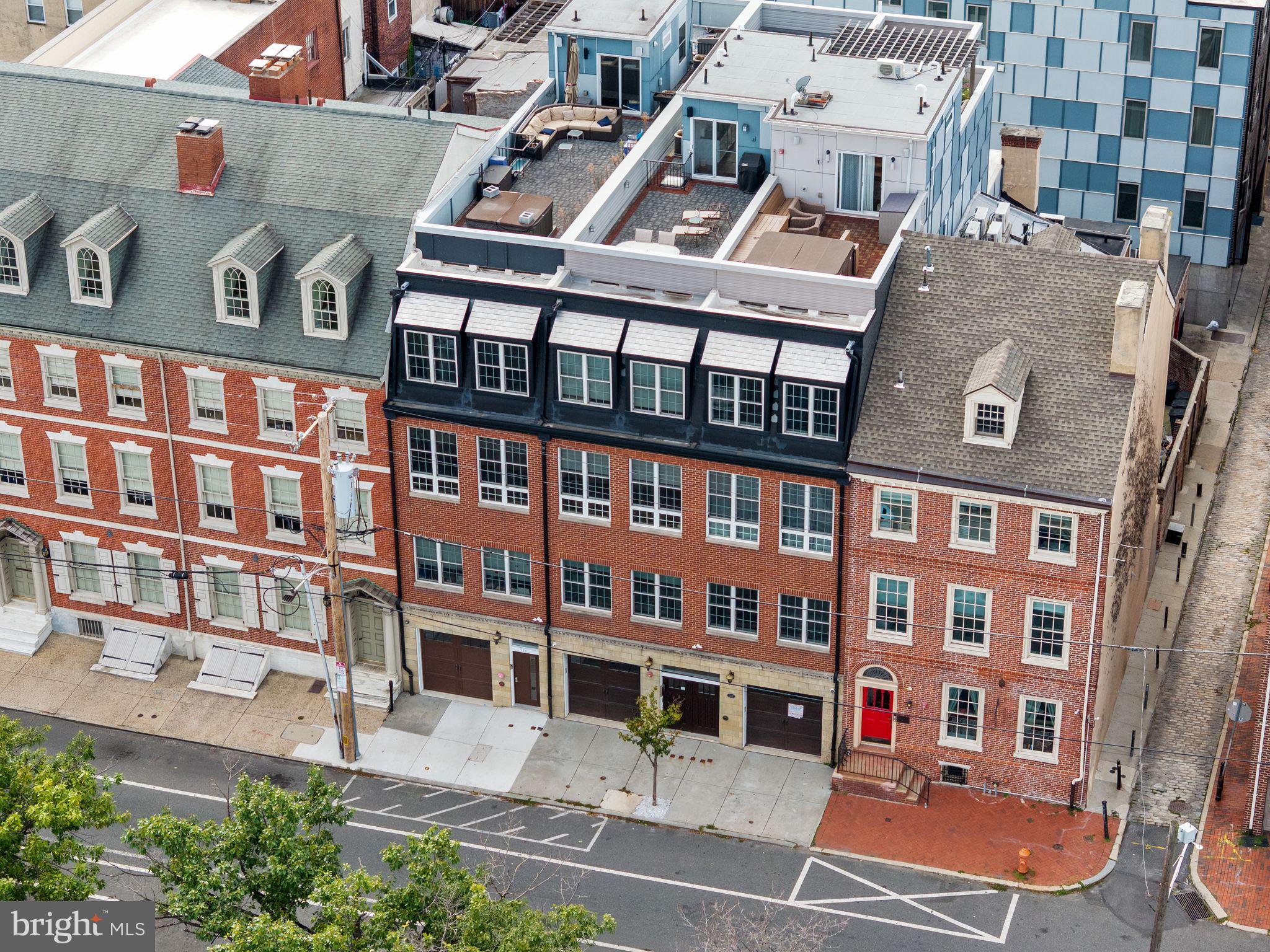 SOCIETY HILL - Residential