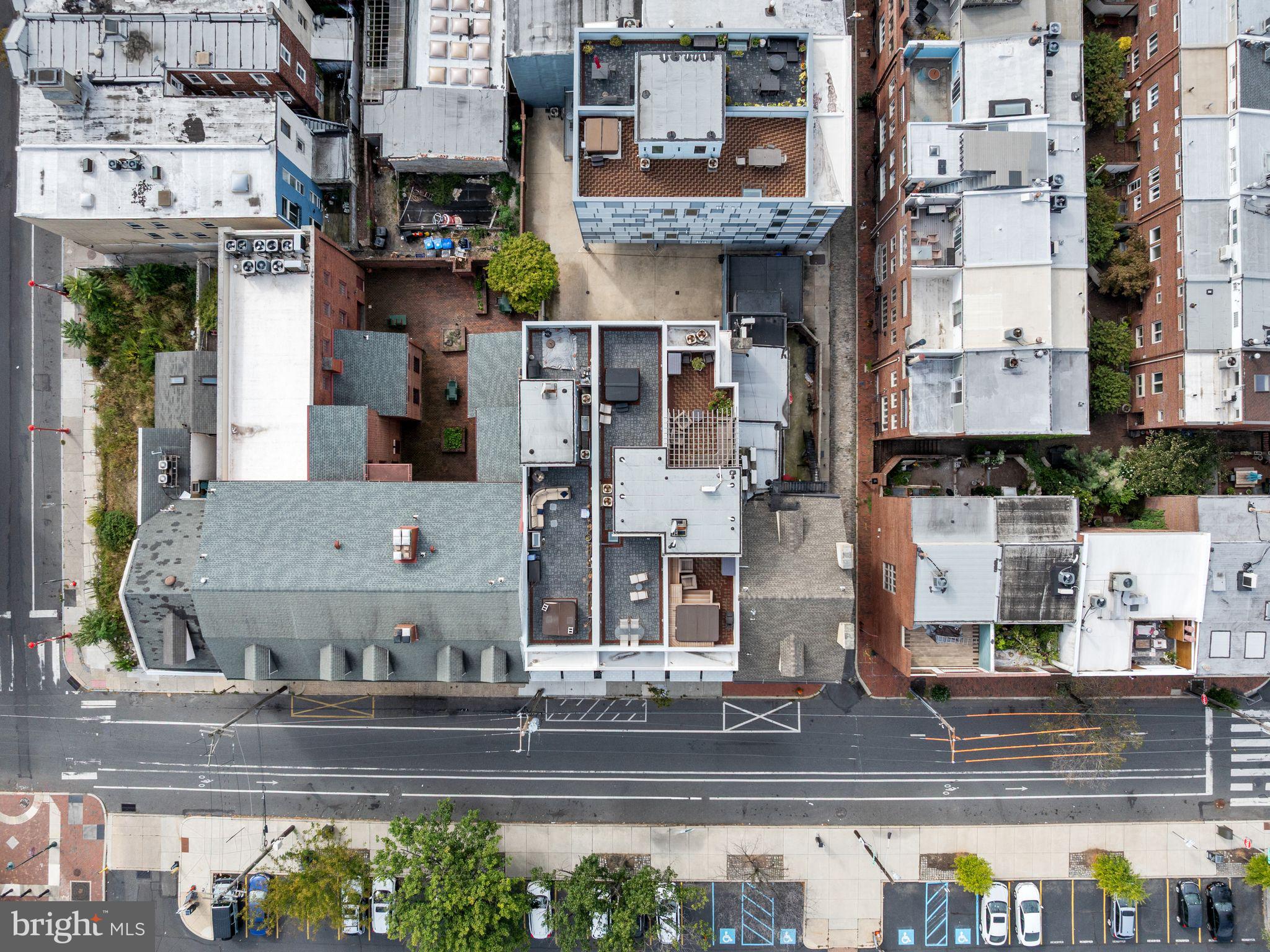 SOCIETY HILL - Residential