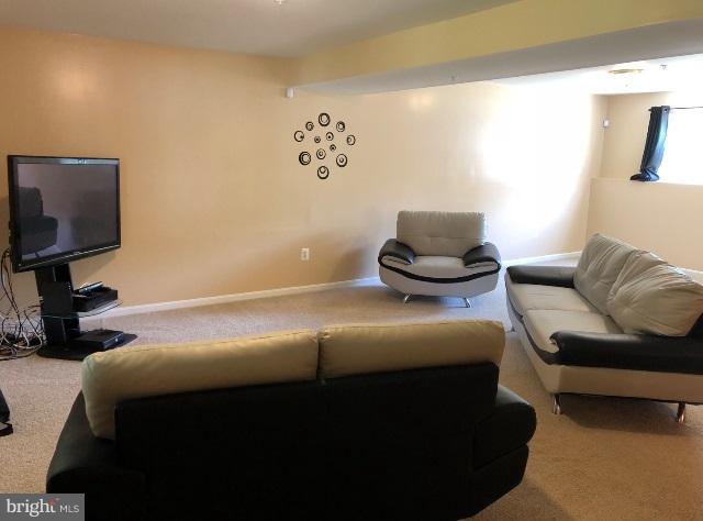 FOREST KNOLLS - Residential