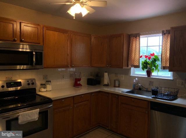 FOREST KNOLLS - Residential