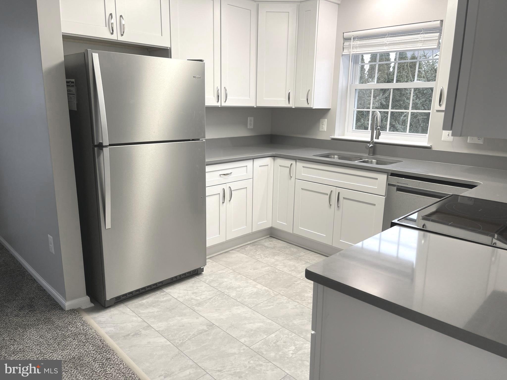 RIDGEVIEW II - Residential Lease