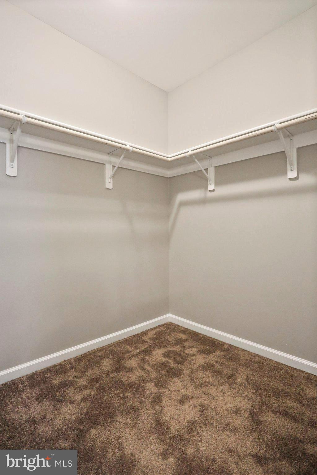 THE VINEYARDS - Residential