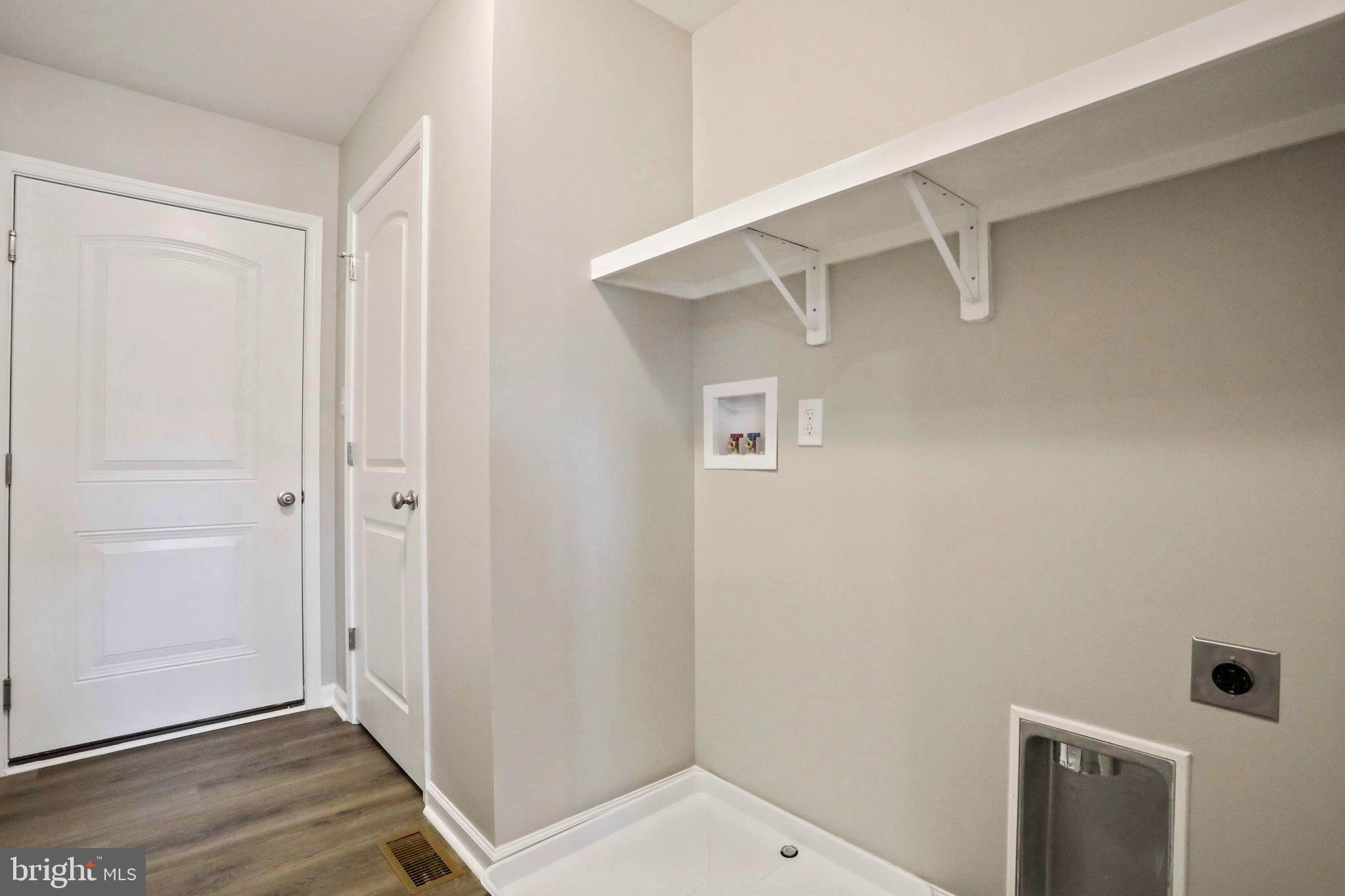 THE VINEYARDS - Residential