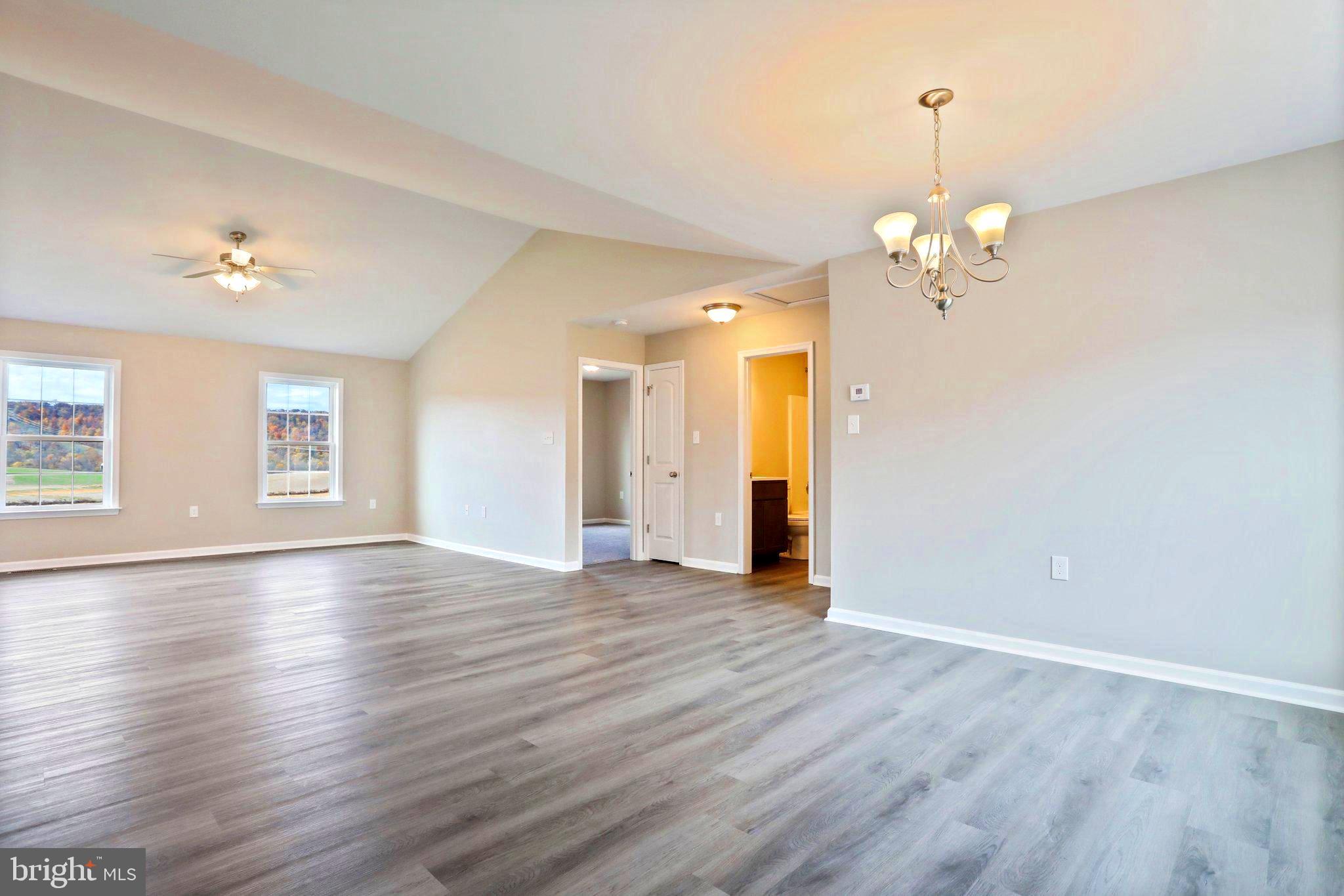 THE VINEYARDS - Residential