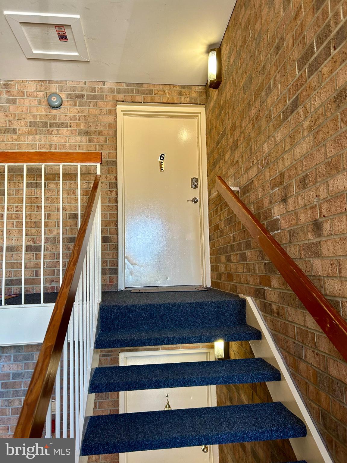 18624 WALKERS CHOICE ROAD 6