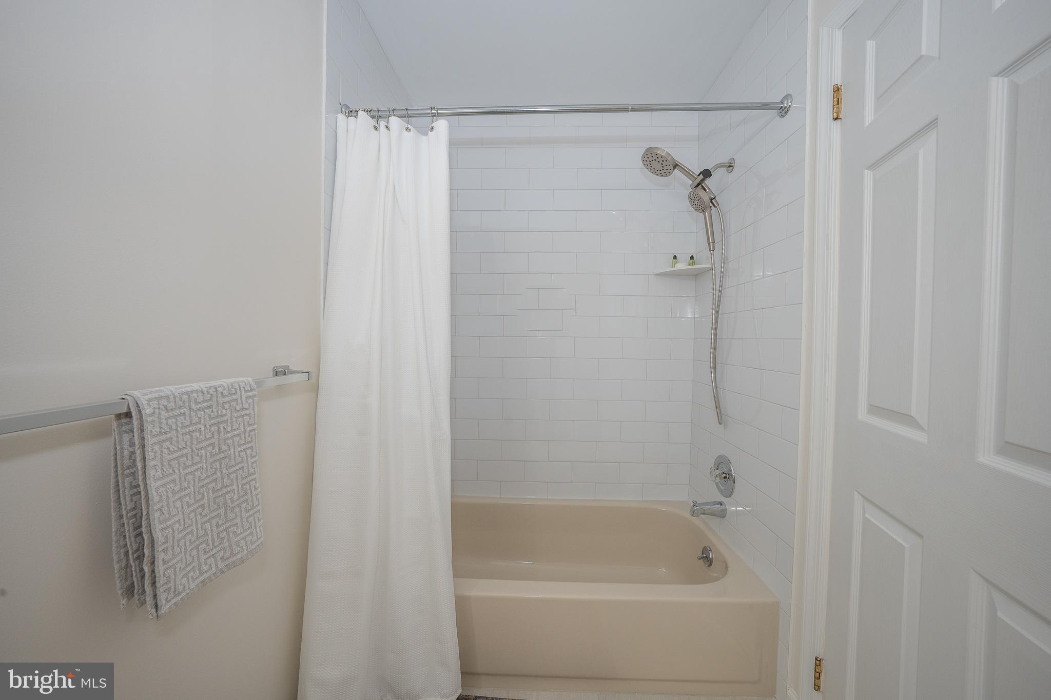 MAIN STREET VILLAG - Residential Lease