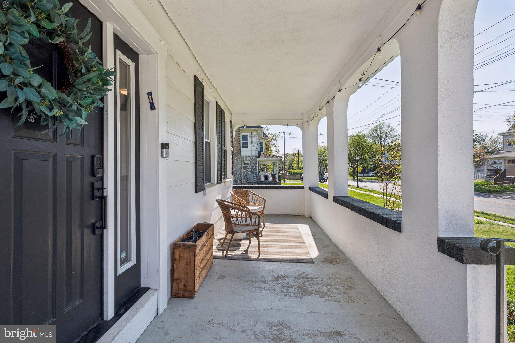 810 COLLINGS AVE