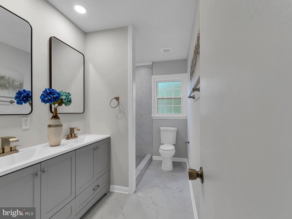 WESTVIEW PARK - Residential