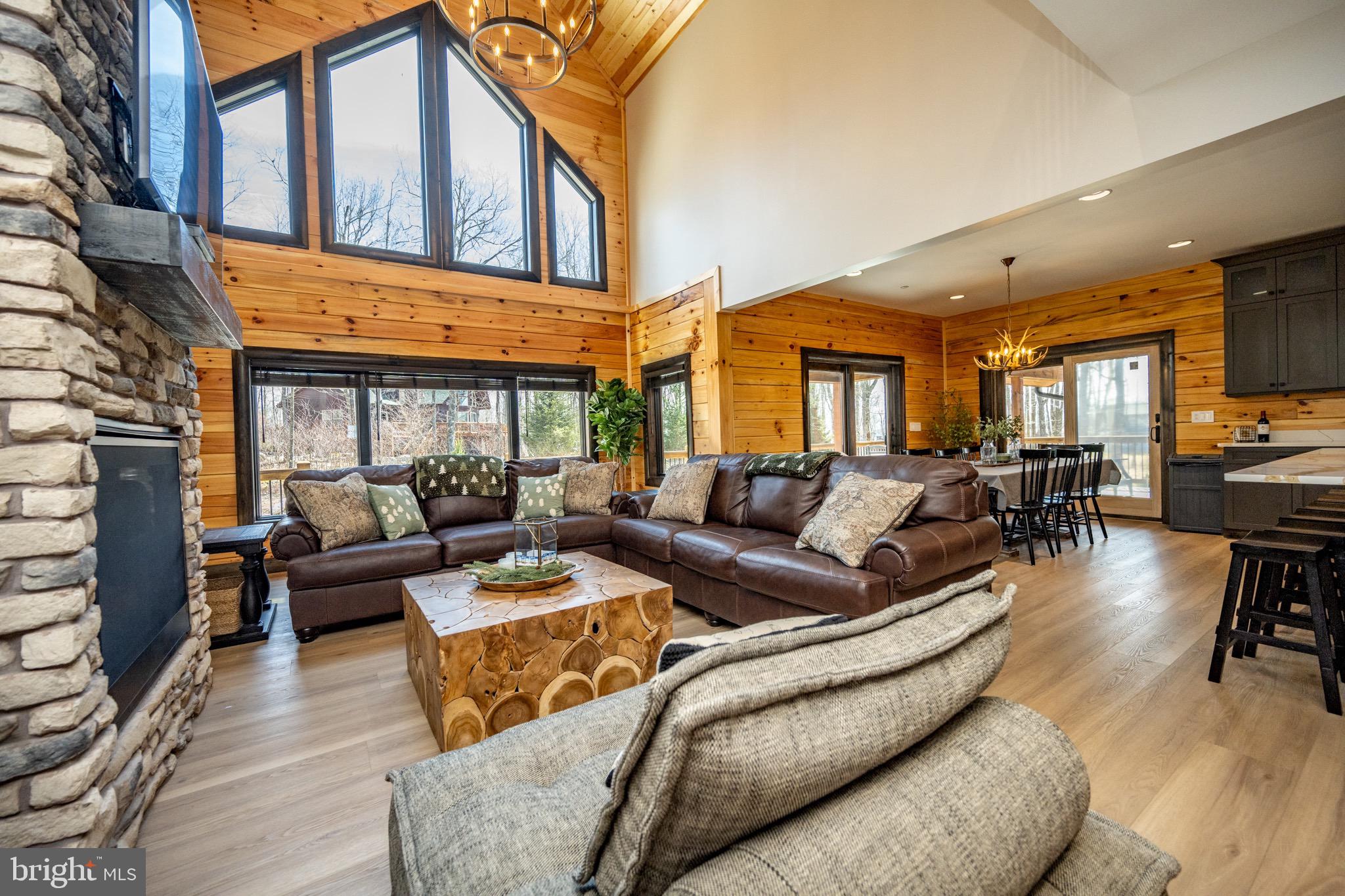 LODESTONE - Residential