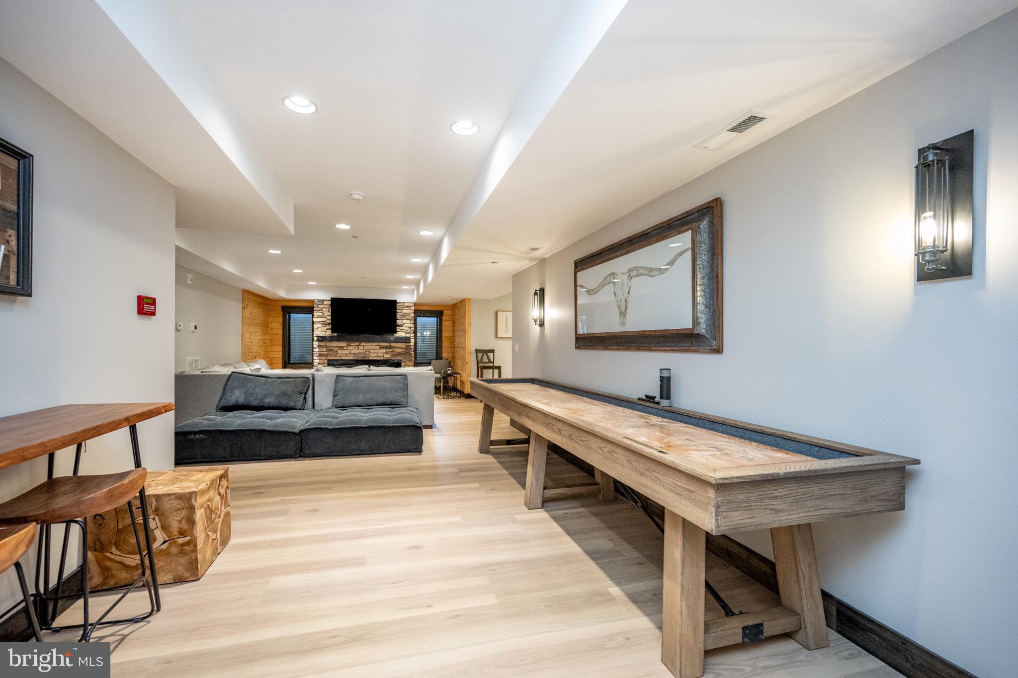 LODESTONE - Residential