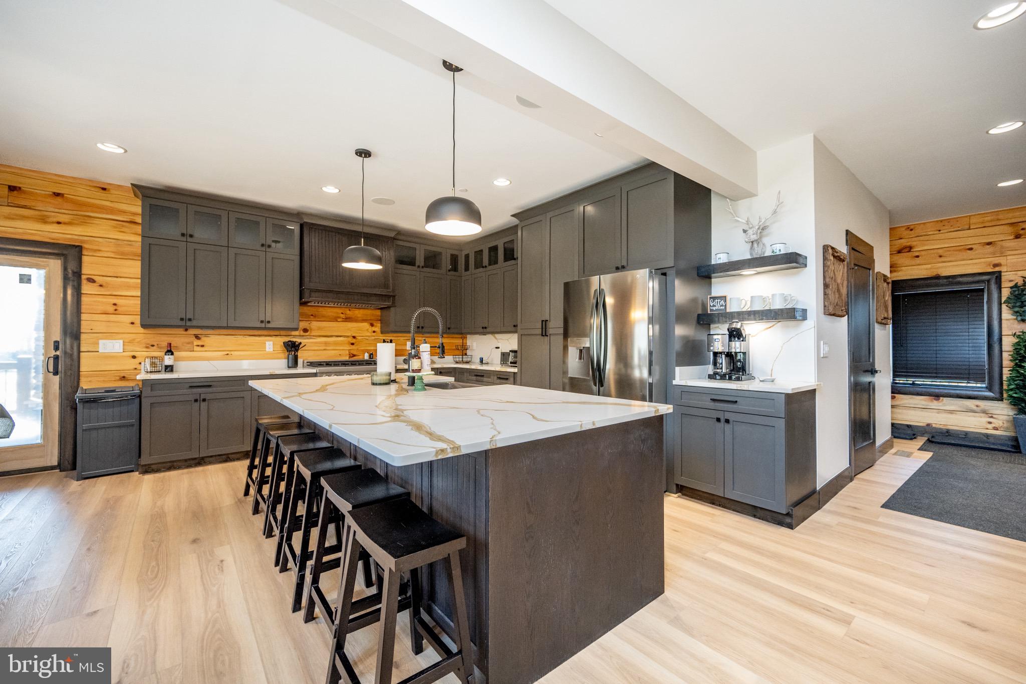 LODESTONE - Residential