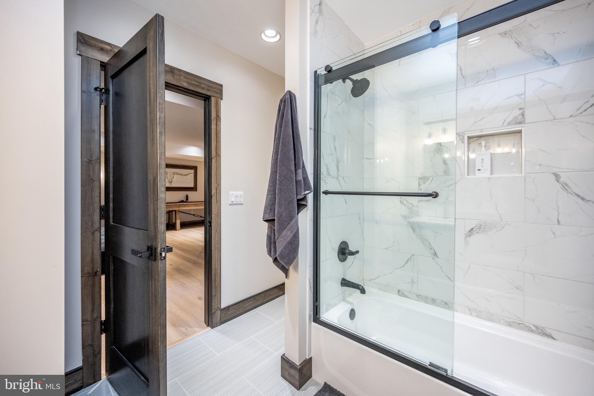 LODESTONE - Residential