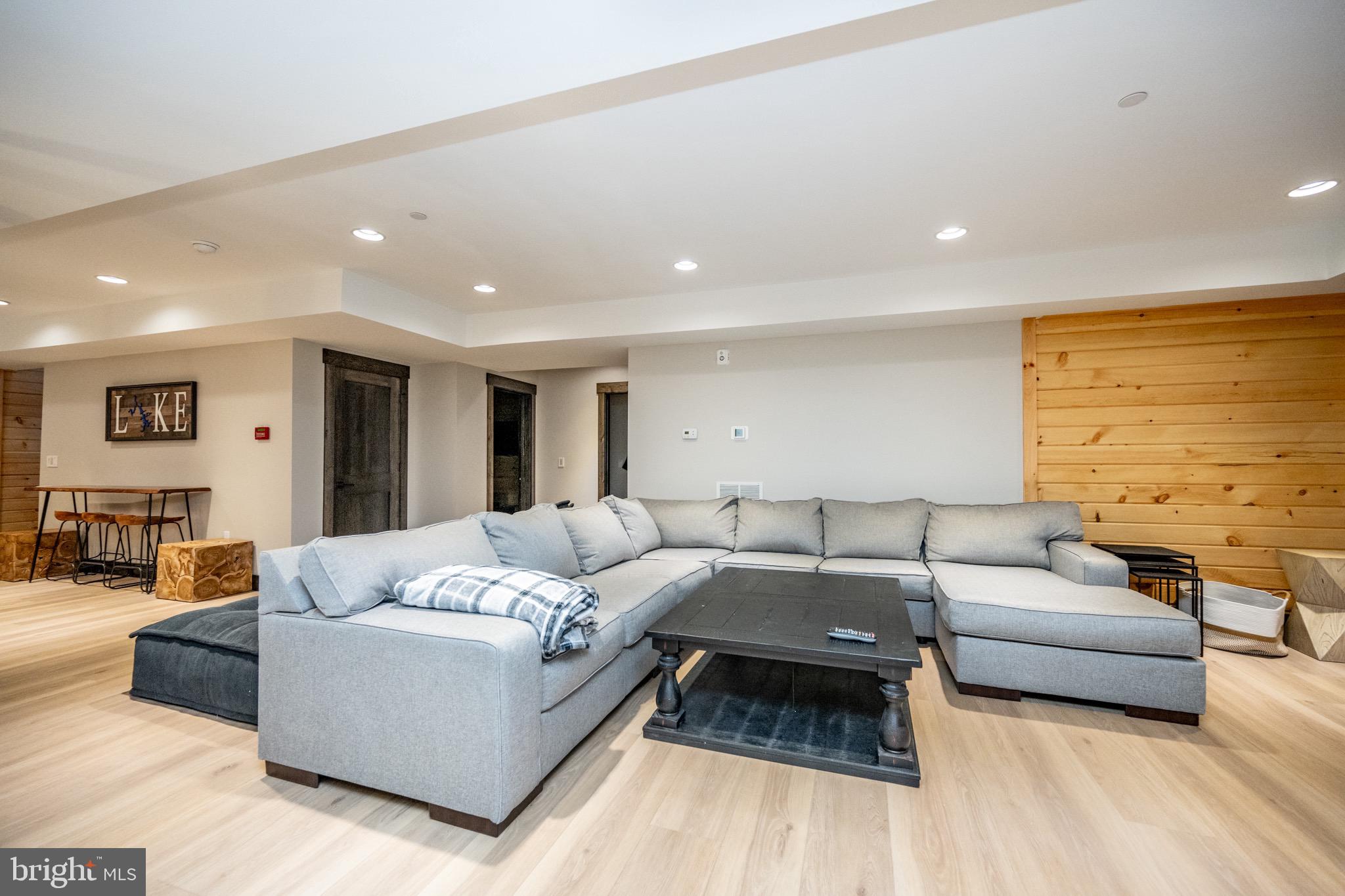 LODESTONE - Residential