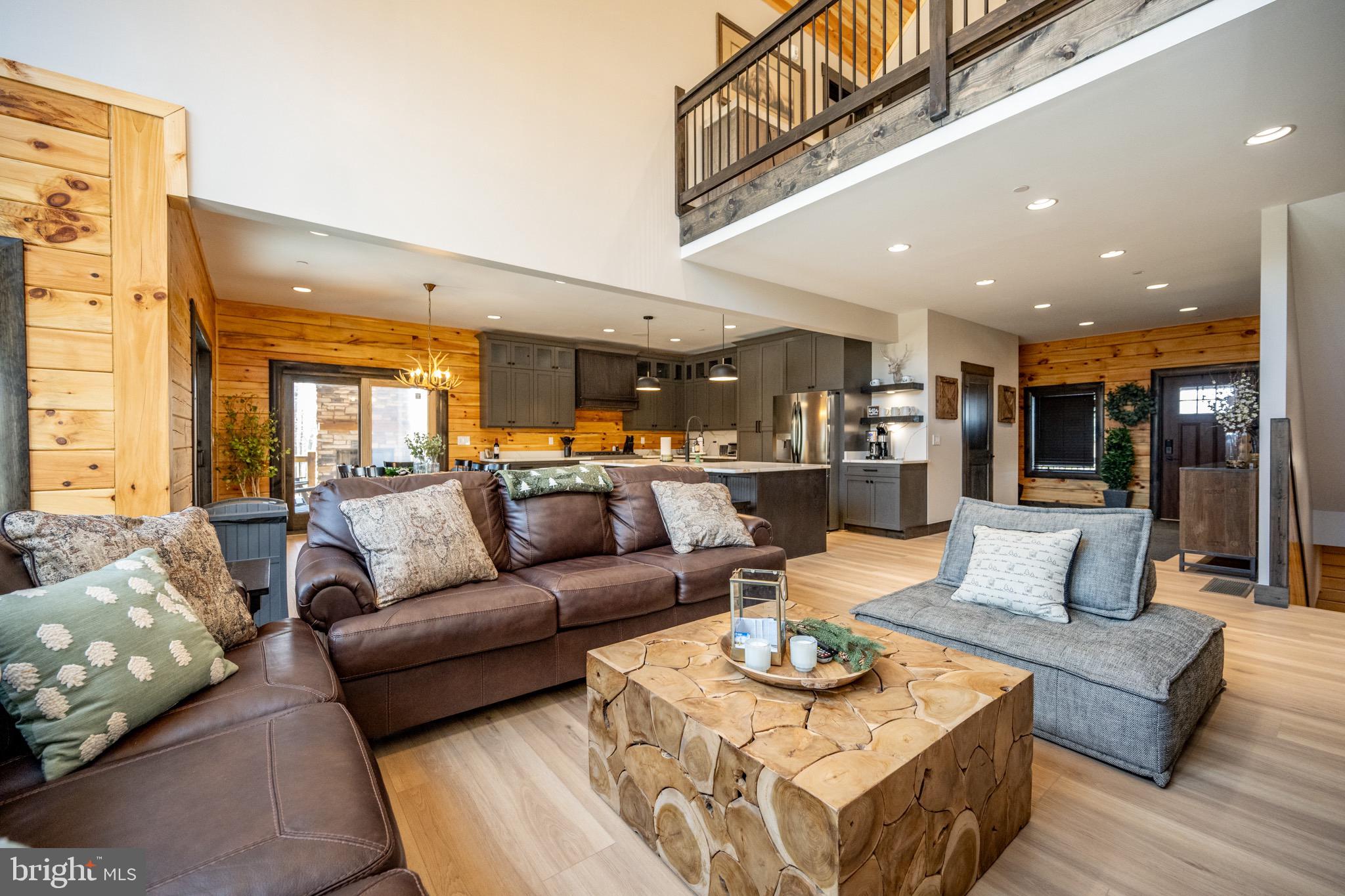 LODESTONE - Residential