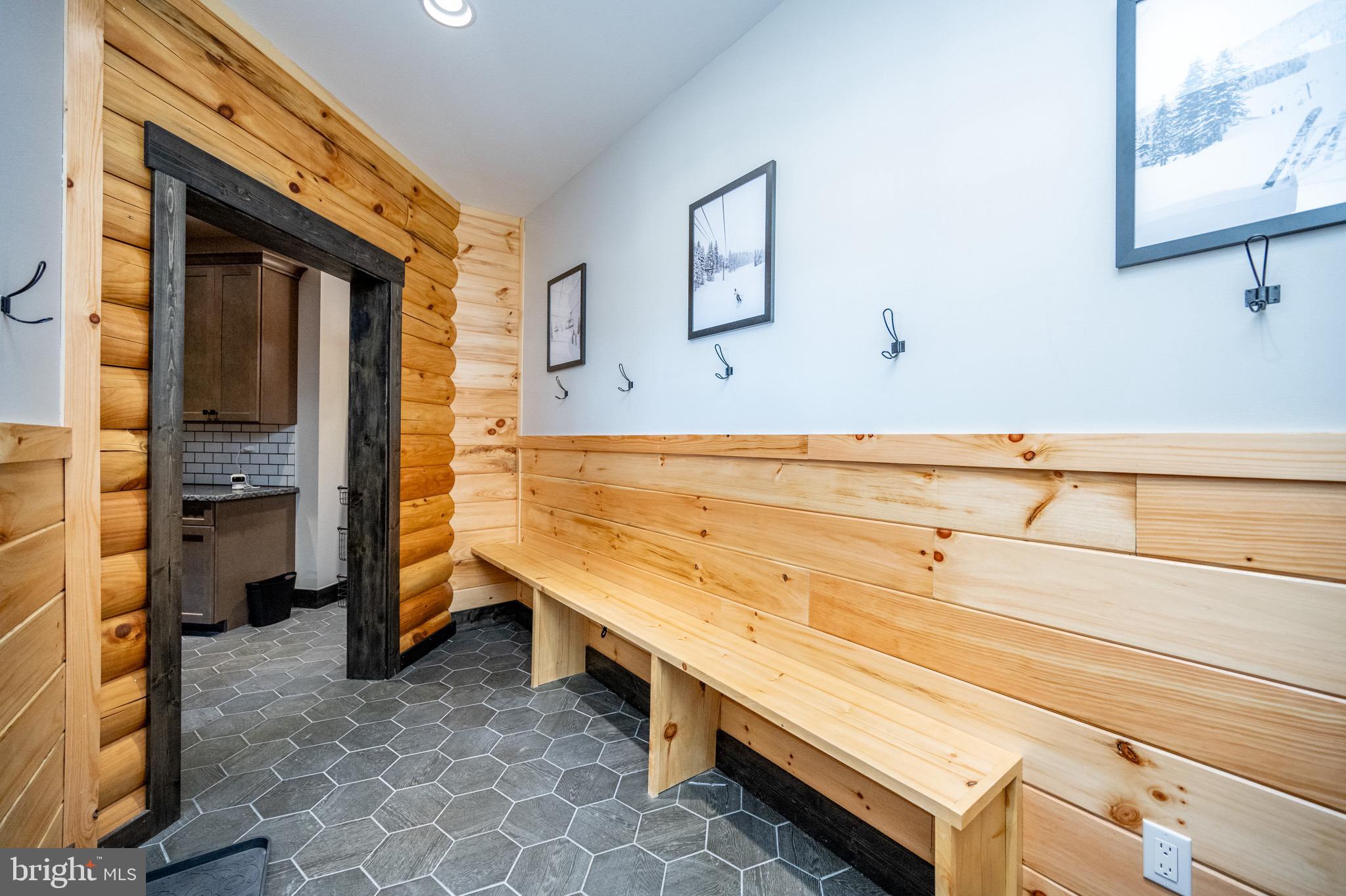 LODESTONE - Residential