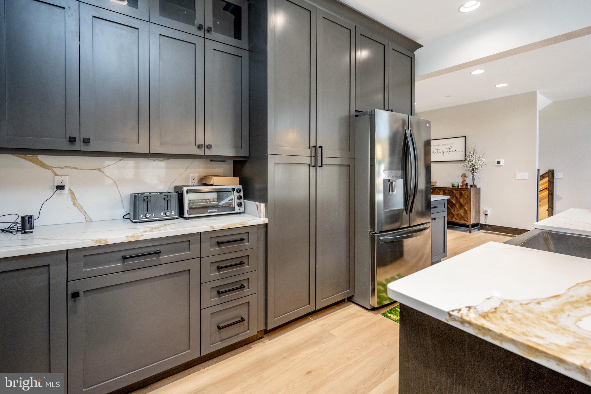 LODESTONE - Residential