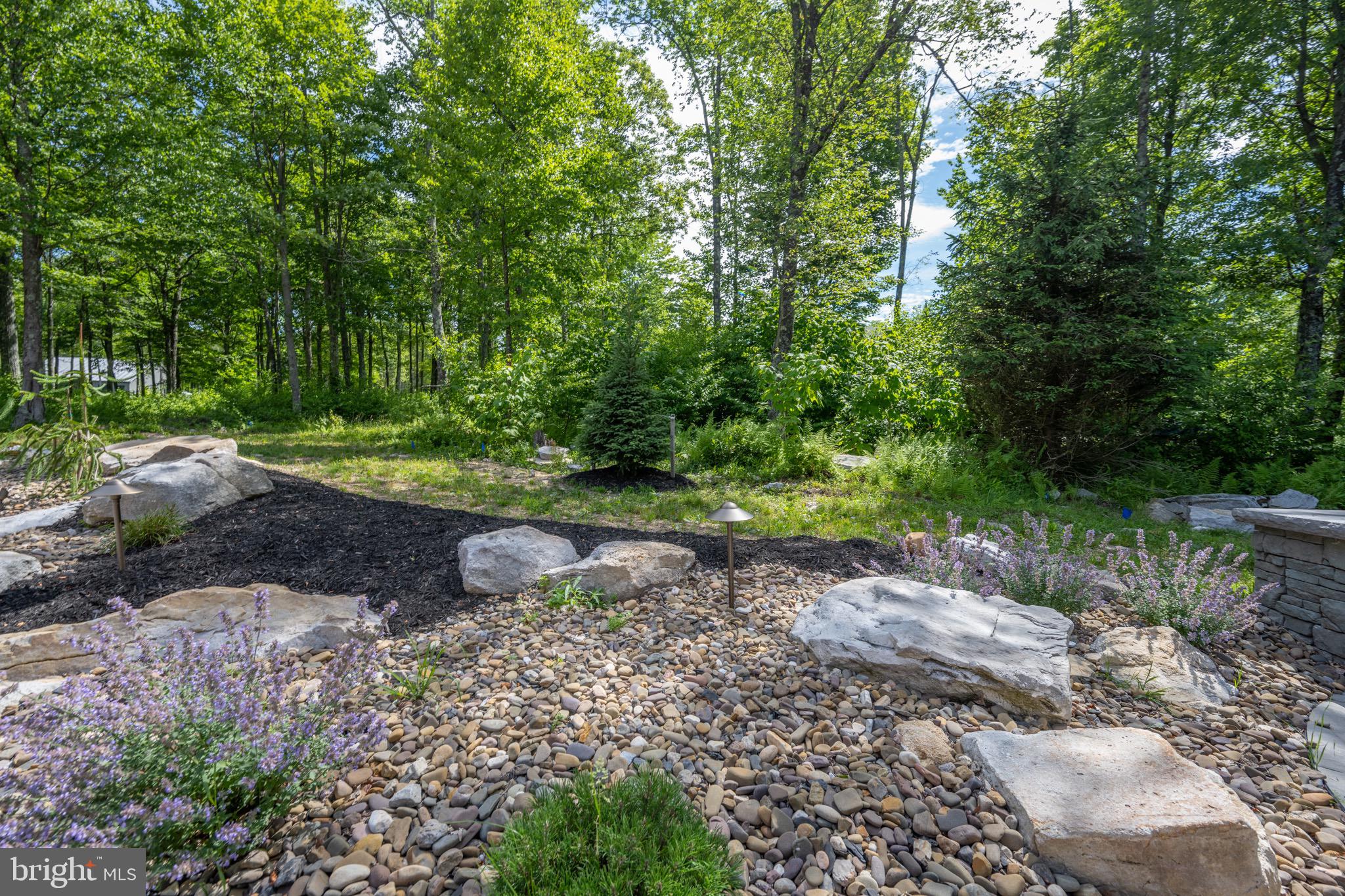 LODESTONE - Residential