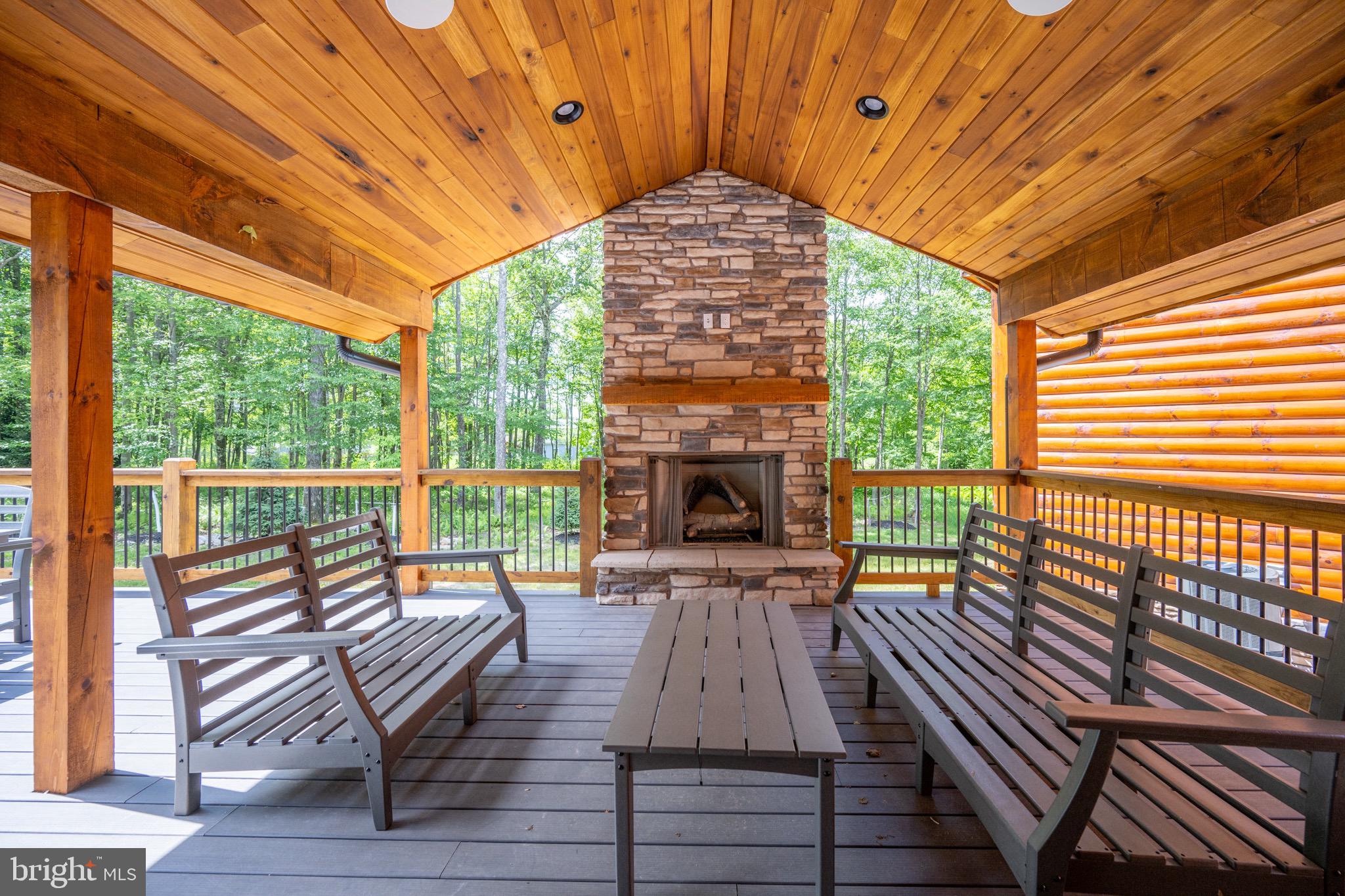 LODESTONE - Residential