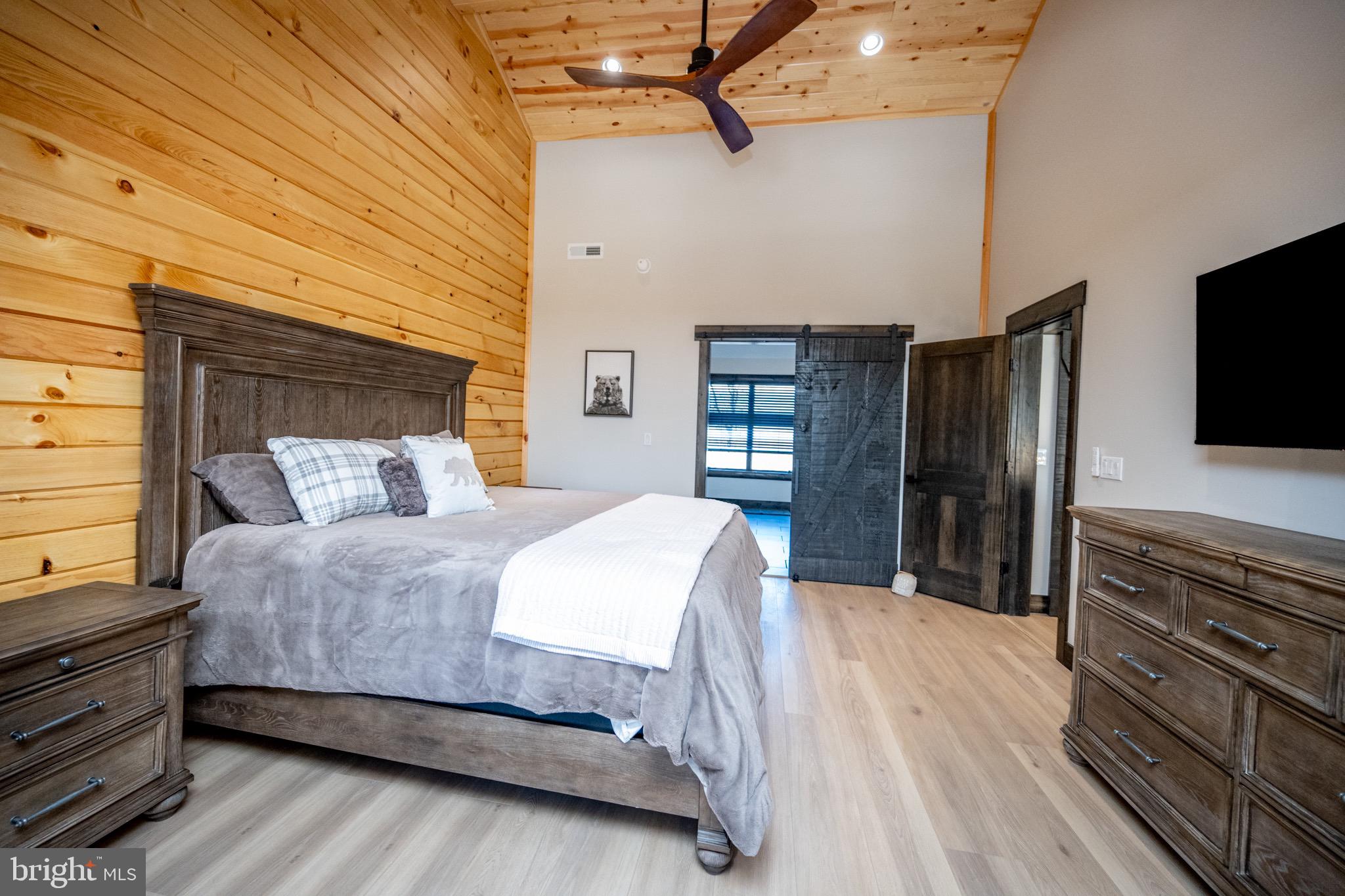 LODESTONE - Residential