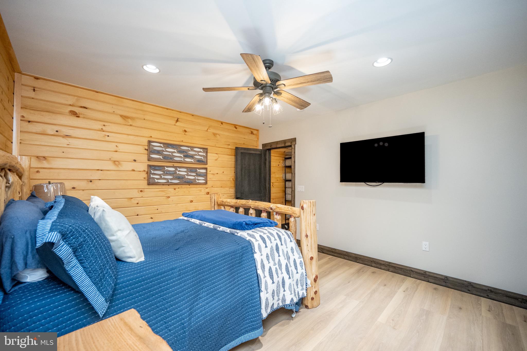 LODESTONE - Residential